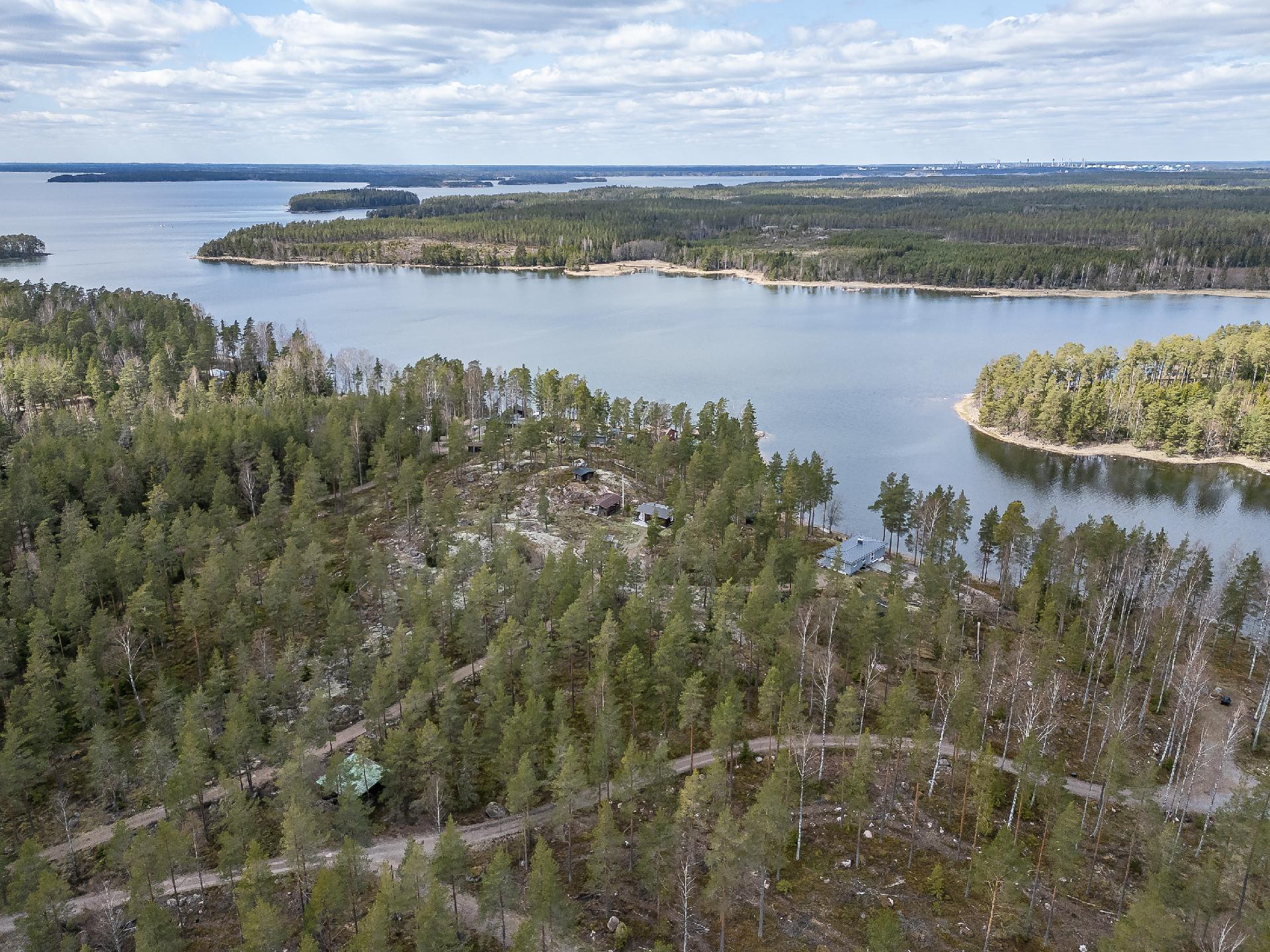 Ilmakuva keväällä