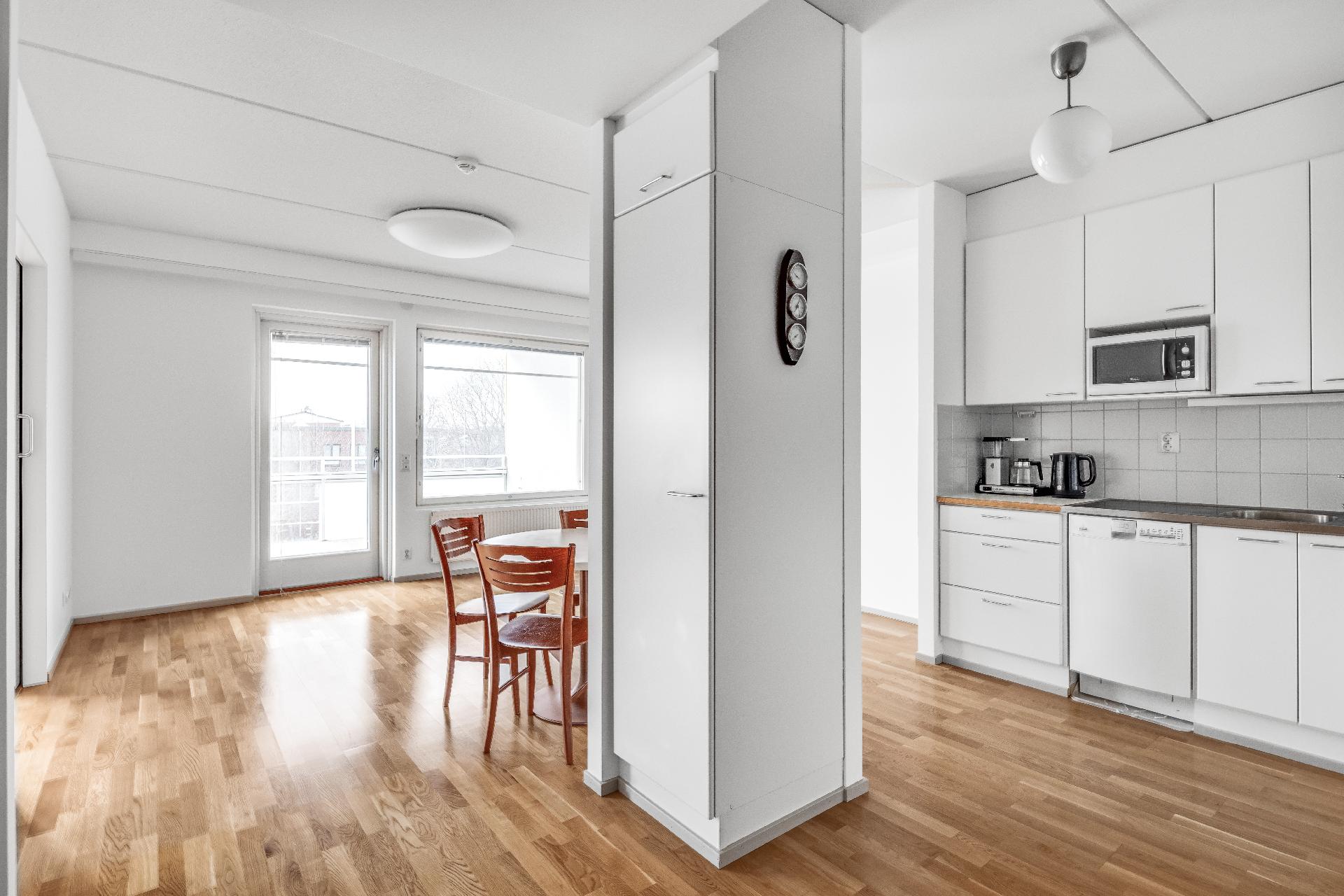 Unikkotie 28, Tikkurila, Vantaa