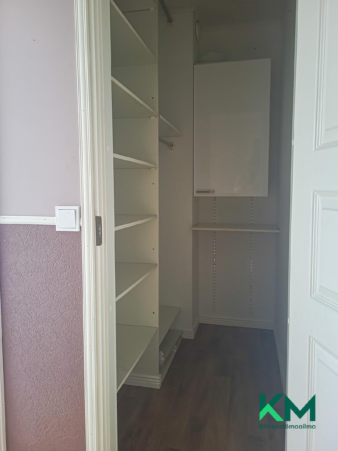 Jääkiekkoradankuja 1, Hernemäki, Savonlinna