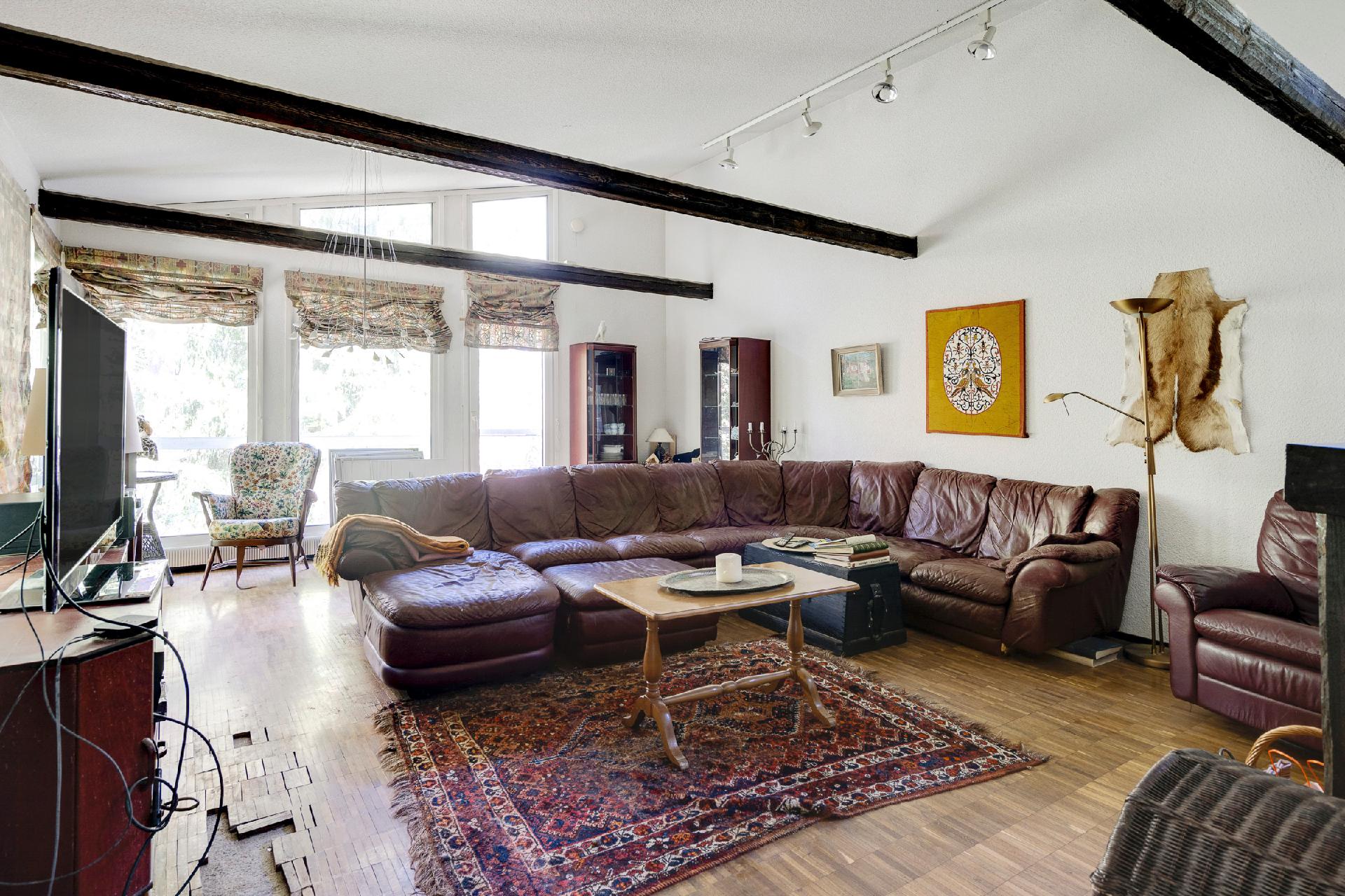 Urheilutie 51, Empo, Kaarina