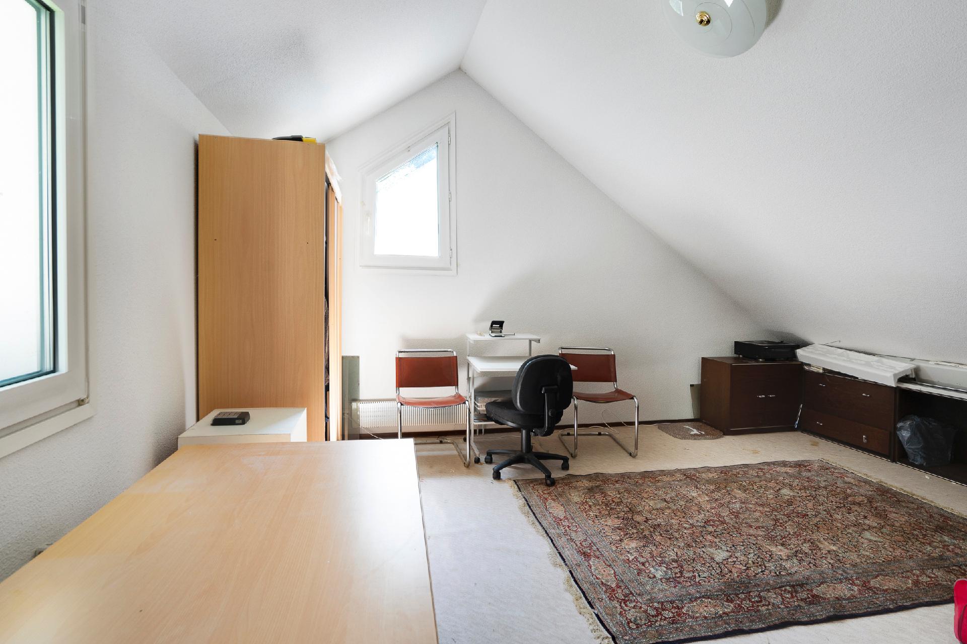 Urheilutie 51, Empo, Kaarina