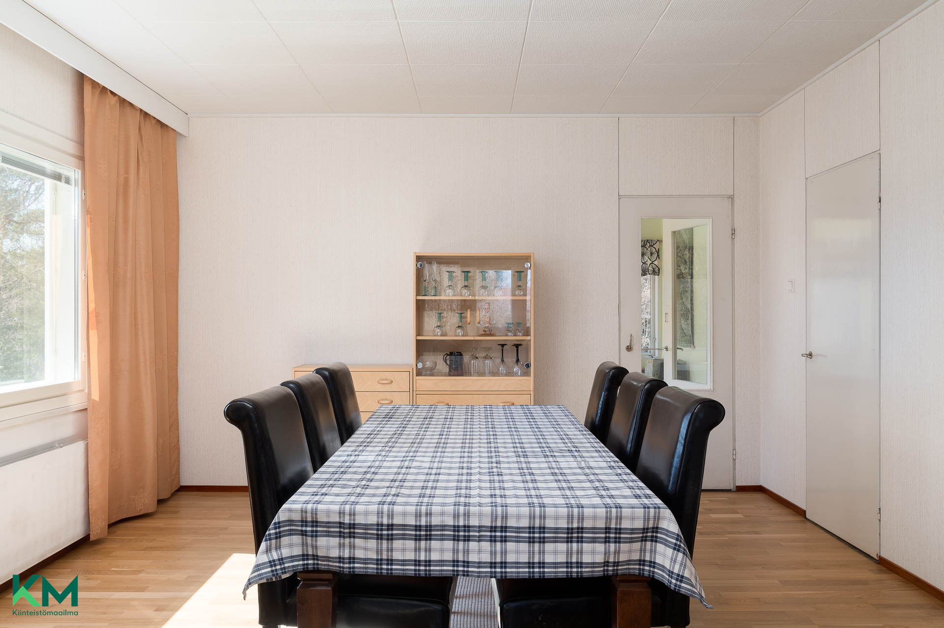 Karjukoskentie 6, Keskusta, Kuhmoinen