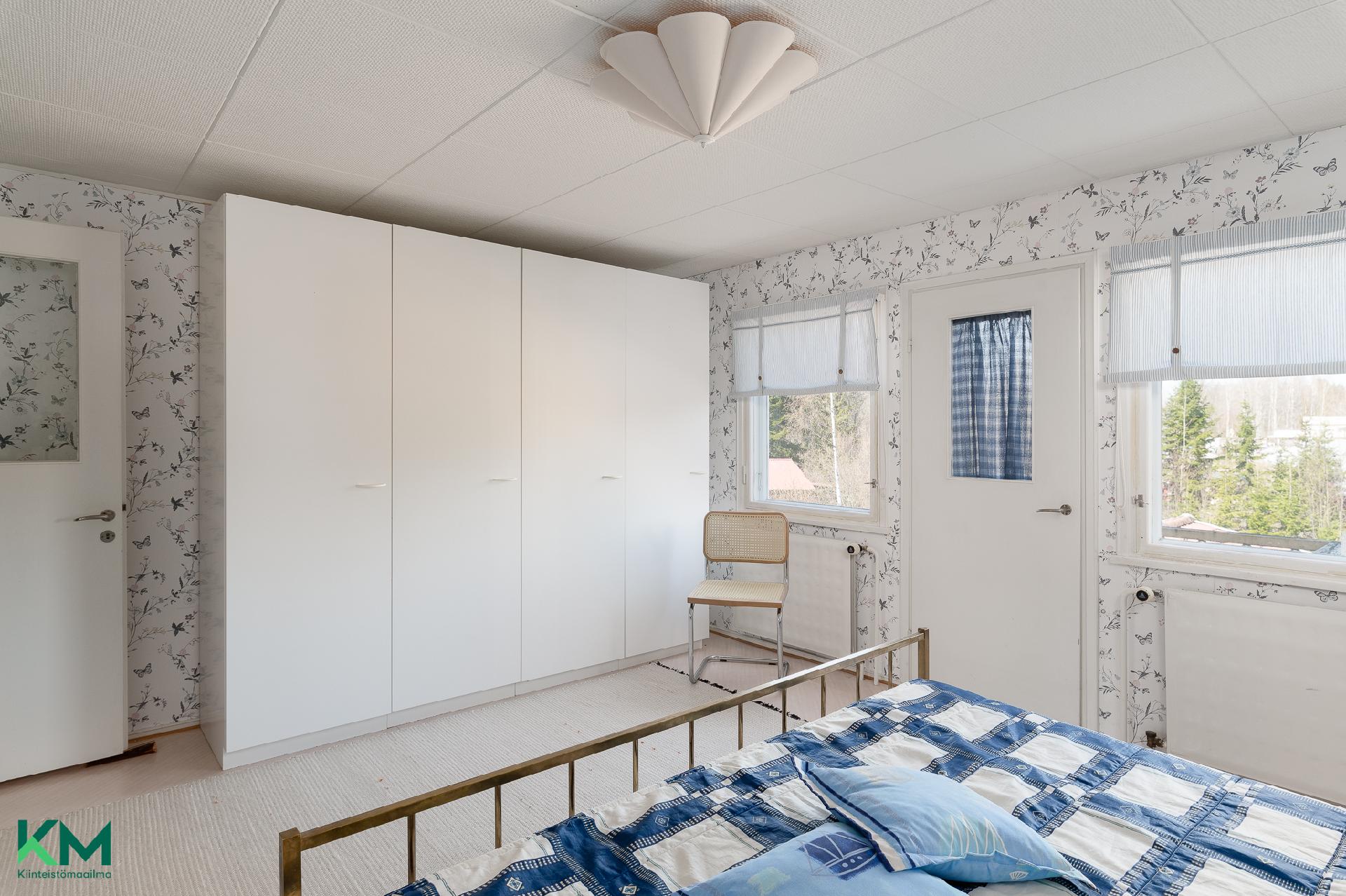 Karjukoskentie 6, Tapiala, Kuhmoinen