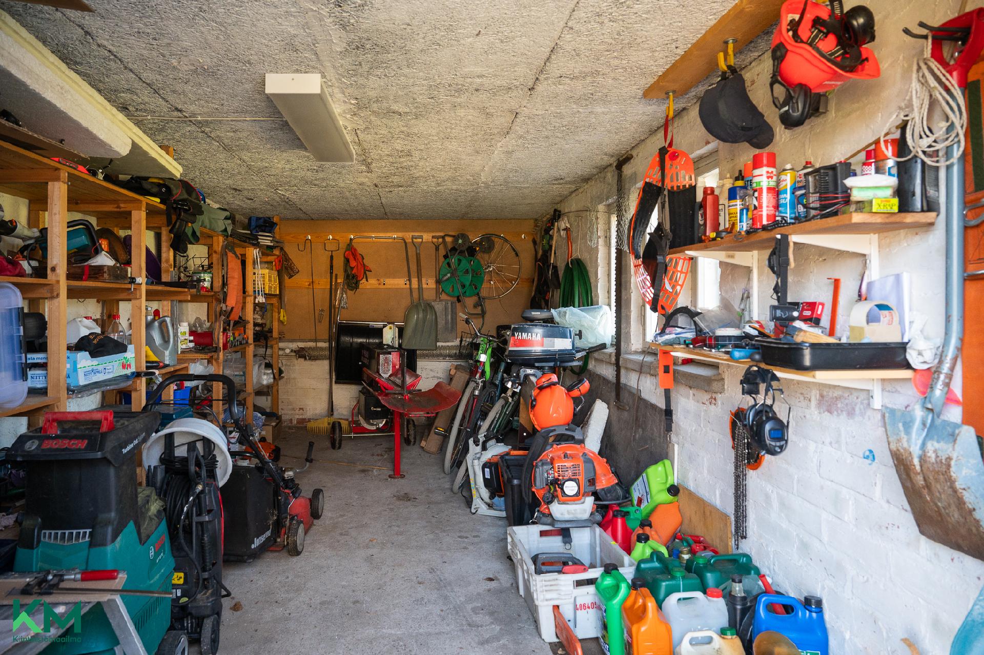 Karjukoskentie 6, Tapiala, Kuhmoinen