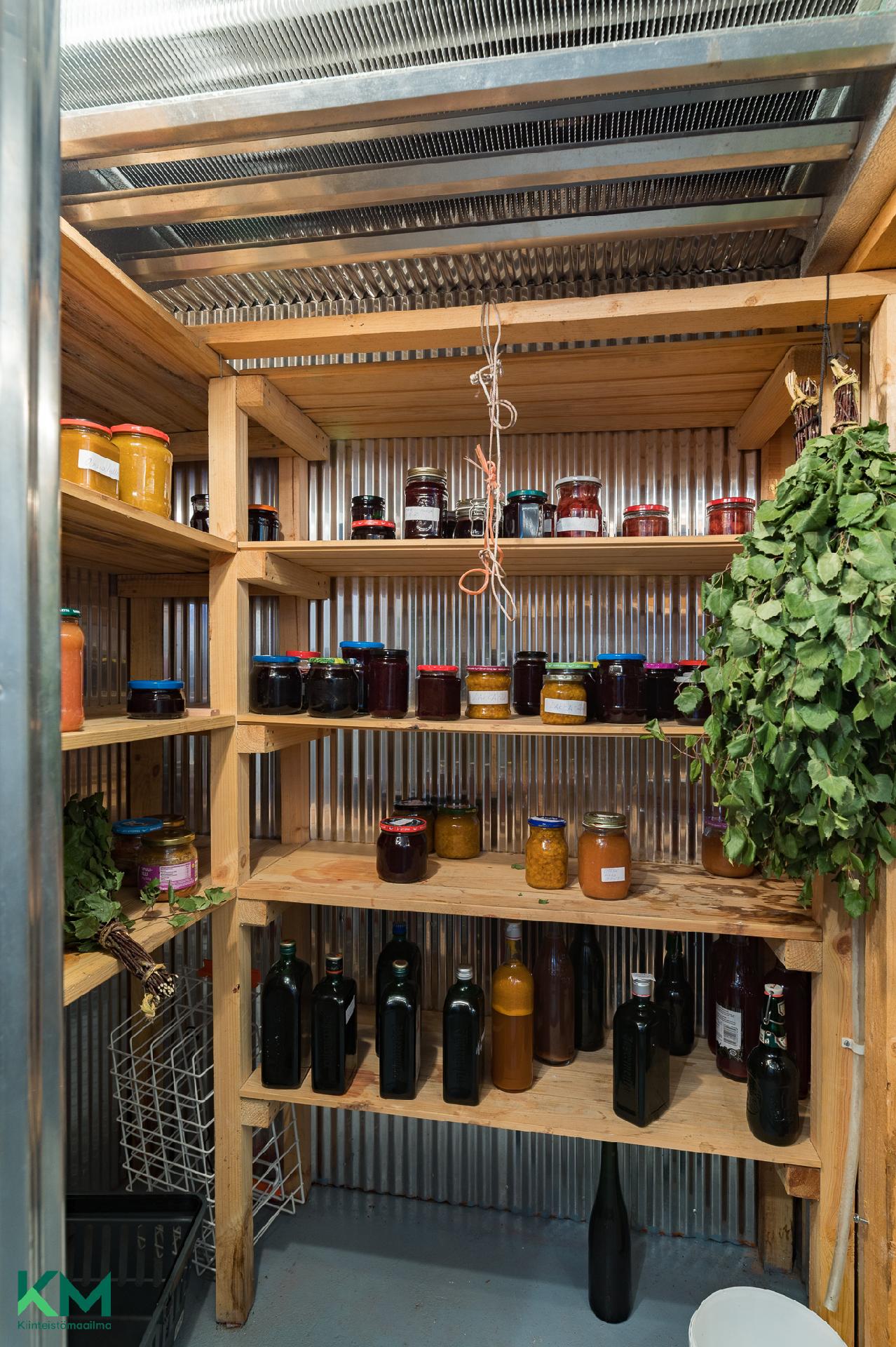 Karjukoskentie 6, Tapiala, Kuhmoinen