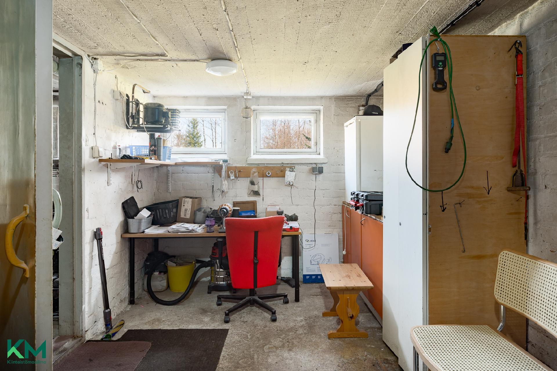 Karjukoskentie 6, Tapiala, Kuhmoinen