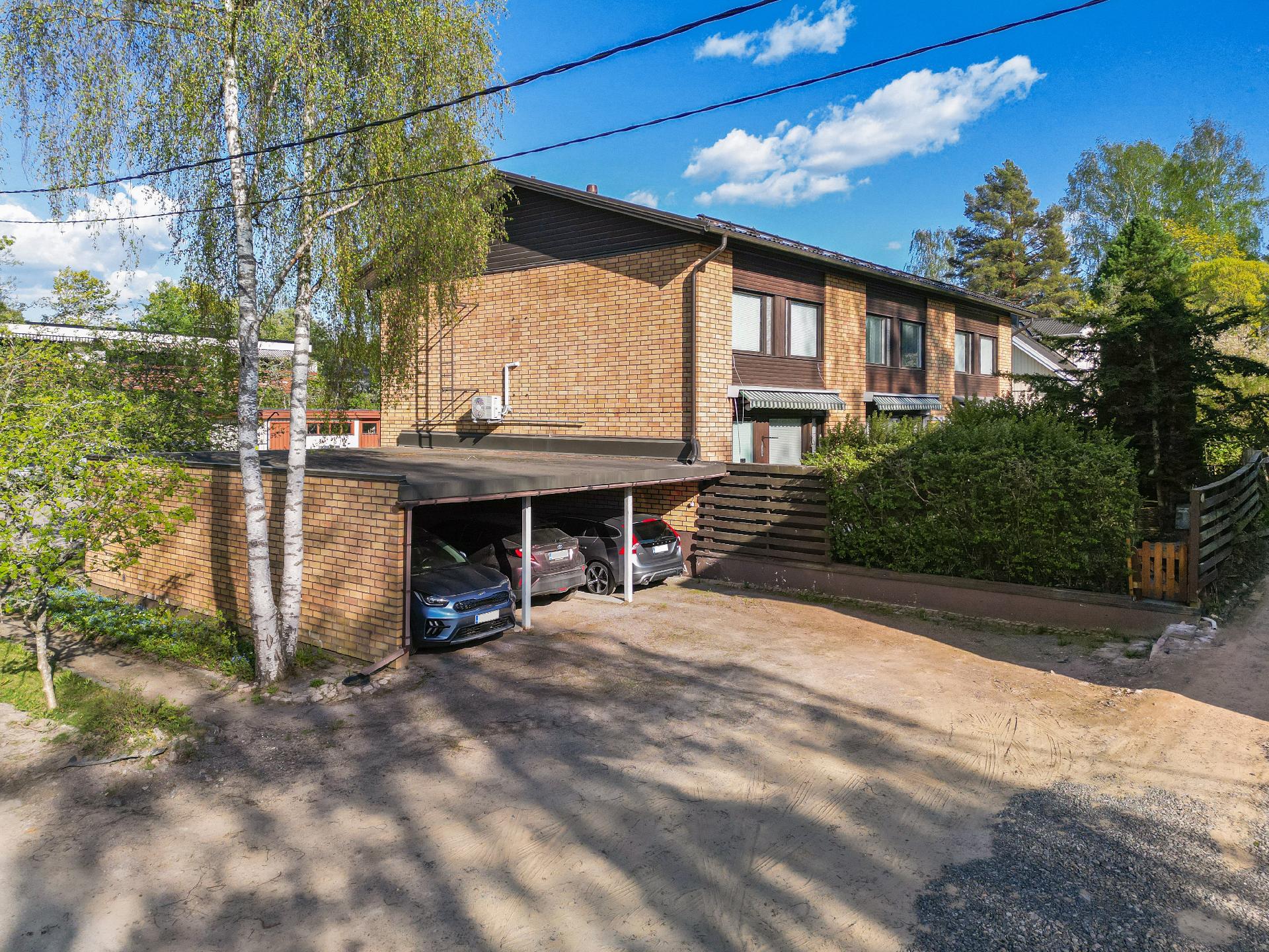 Ainontie 12, Sariolanmäki, Kerava