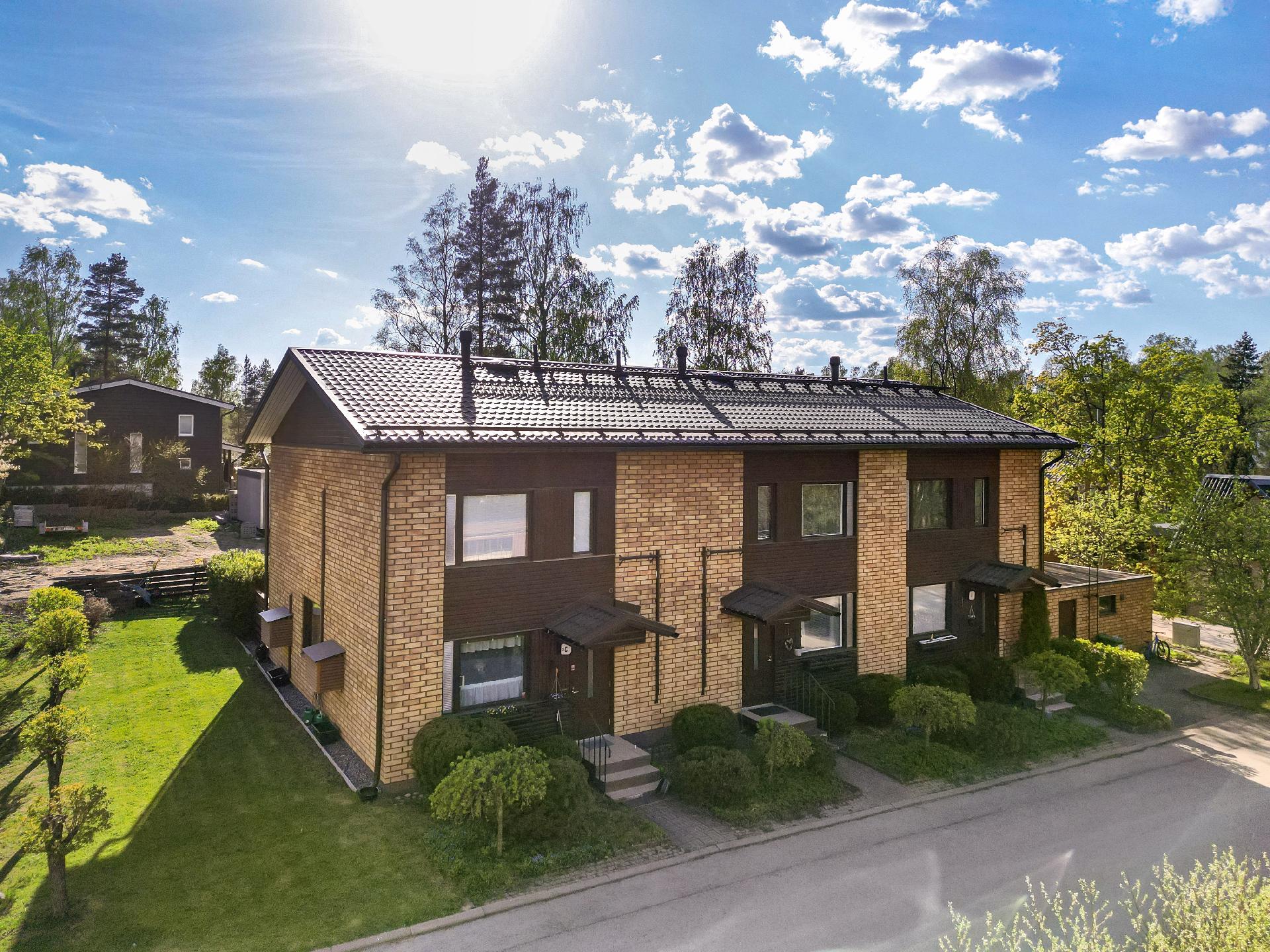 Ainontie 12, Sariolanmäki, Kerava