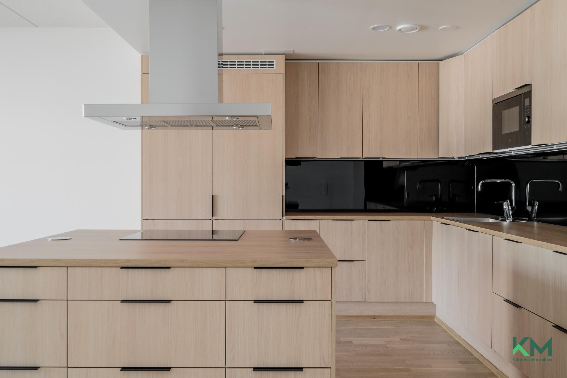 Särkiniementie 3b A 24, Lauttasaari, Helsinki