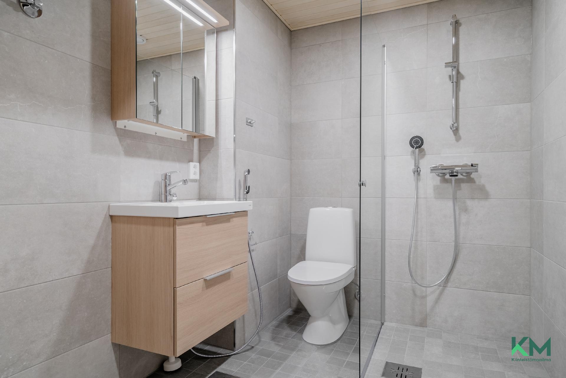 Särkiniementie 3b B 53, Lauttasaari, Helsinki