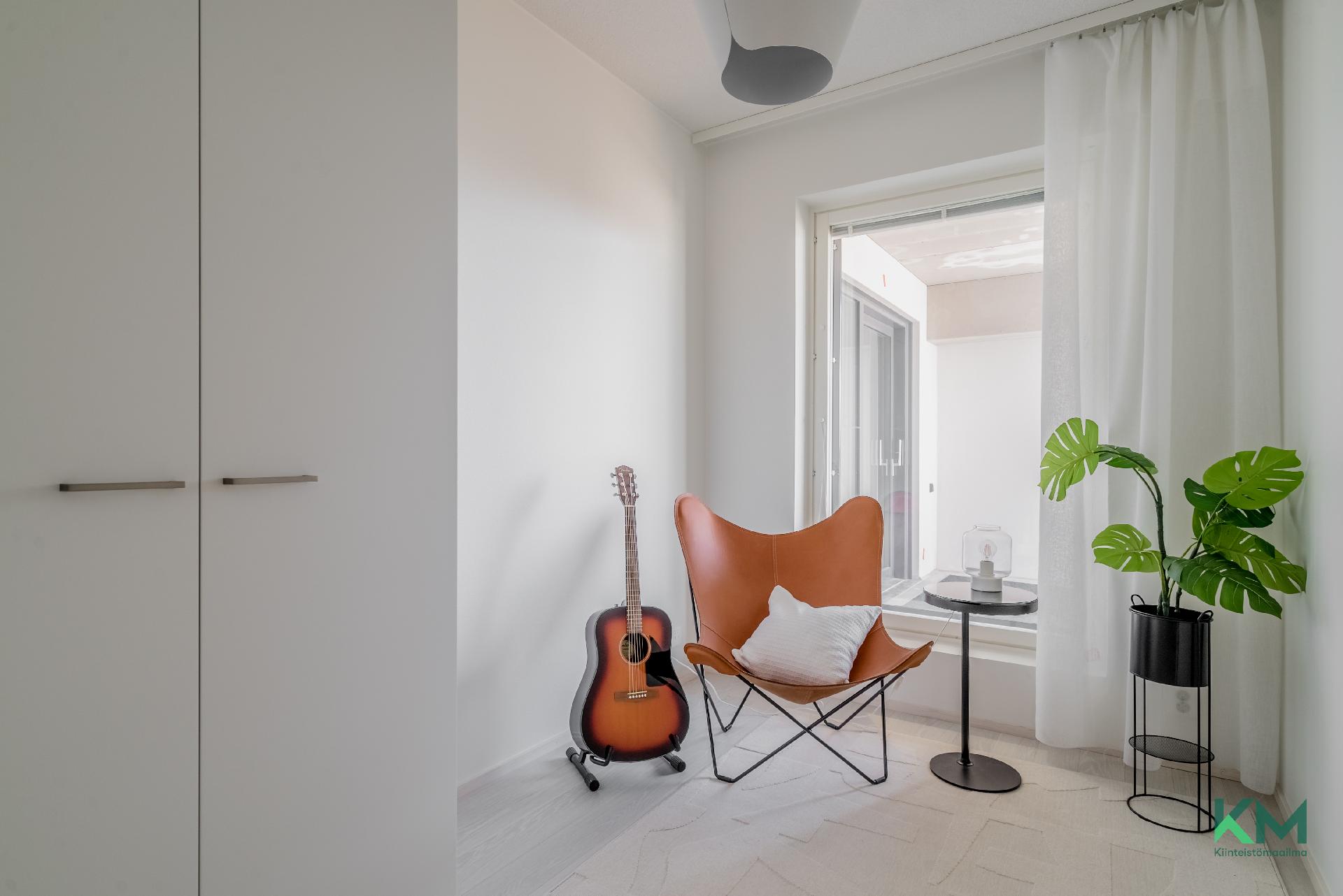 Särkiniementie 3b B 77, Lauttasaari, Helsinki