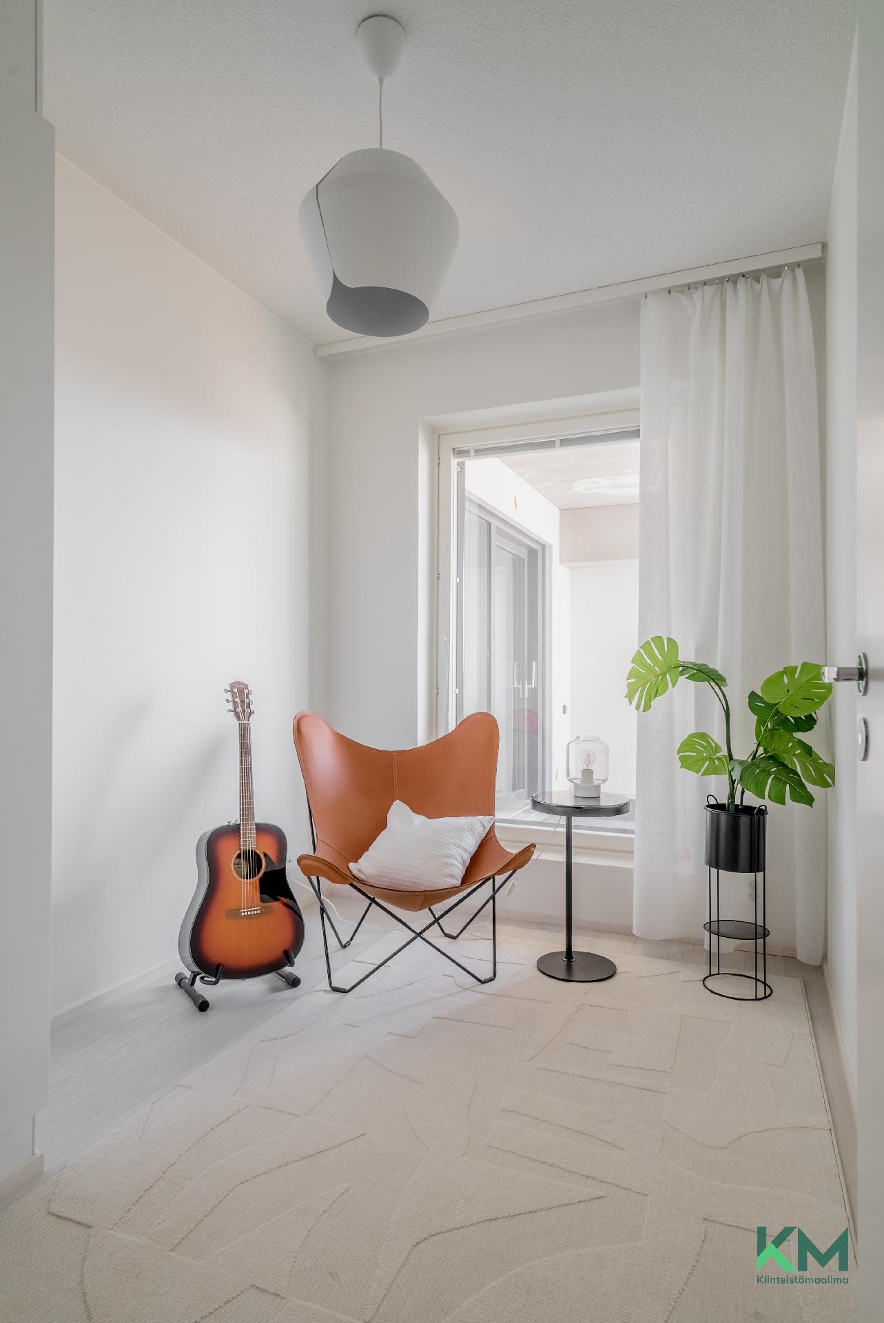 Särkiniementie 3b B 77, Lauttasaari, Helsinki