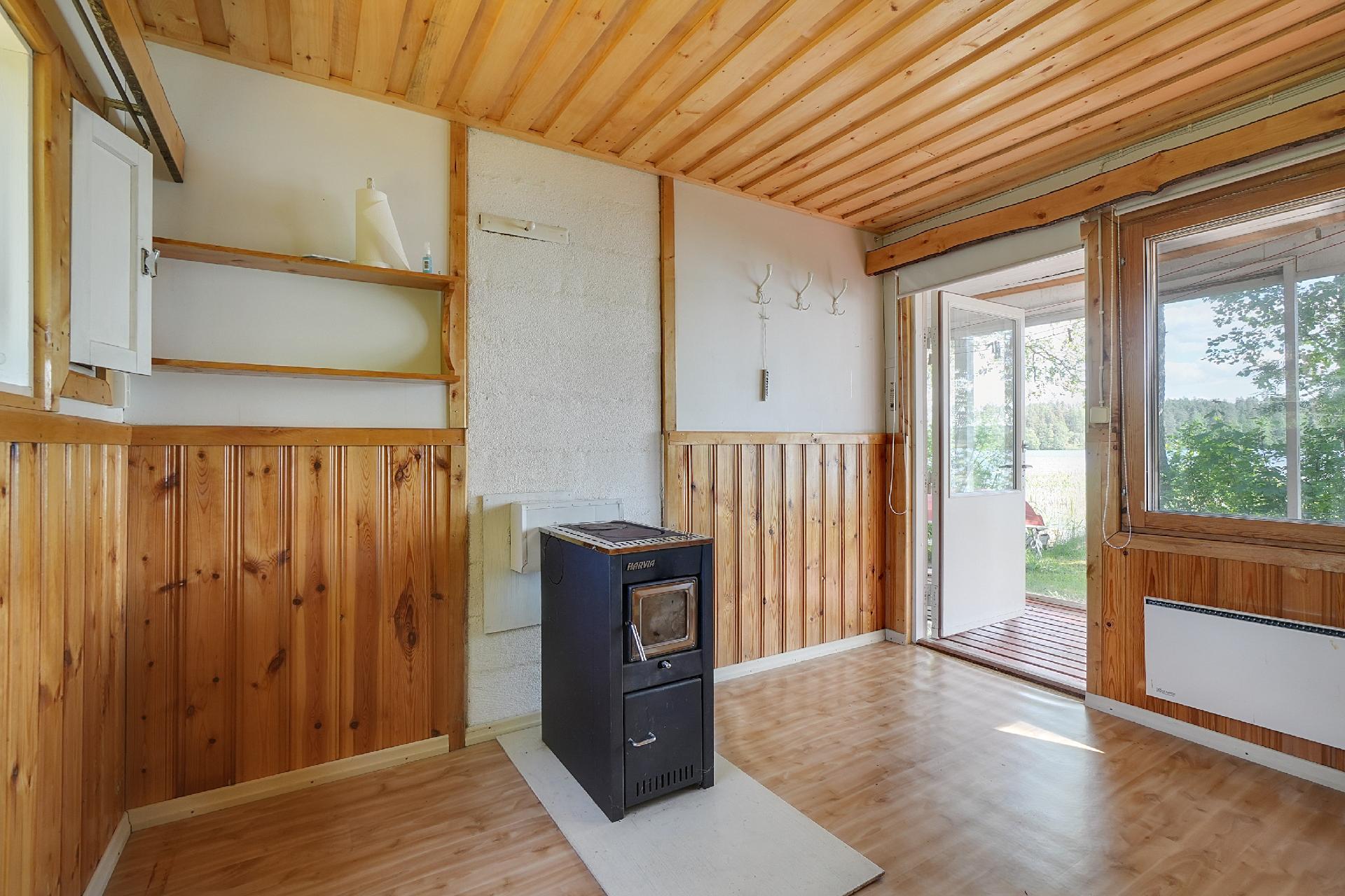 Rantatie 150, Torhola, Hausjärvi