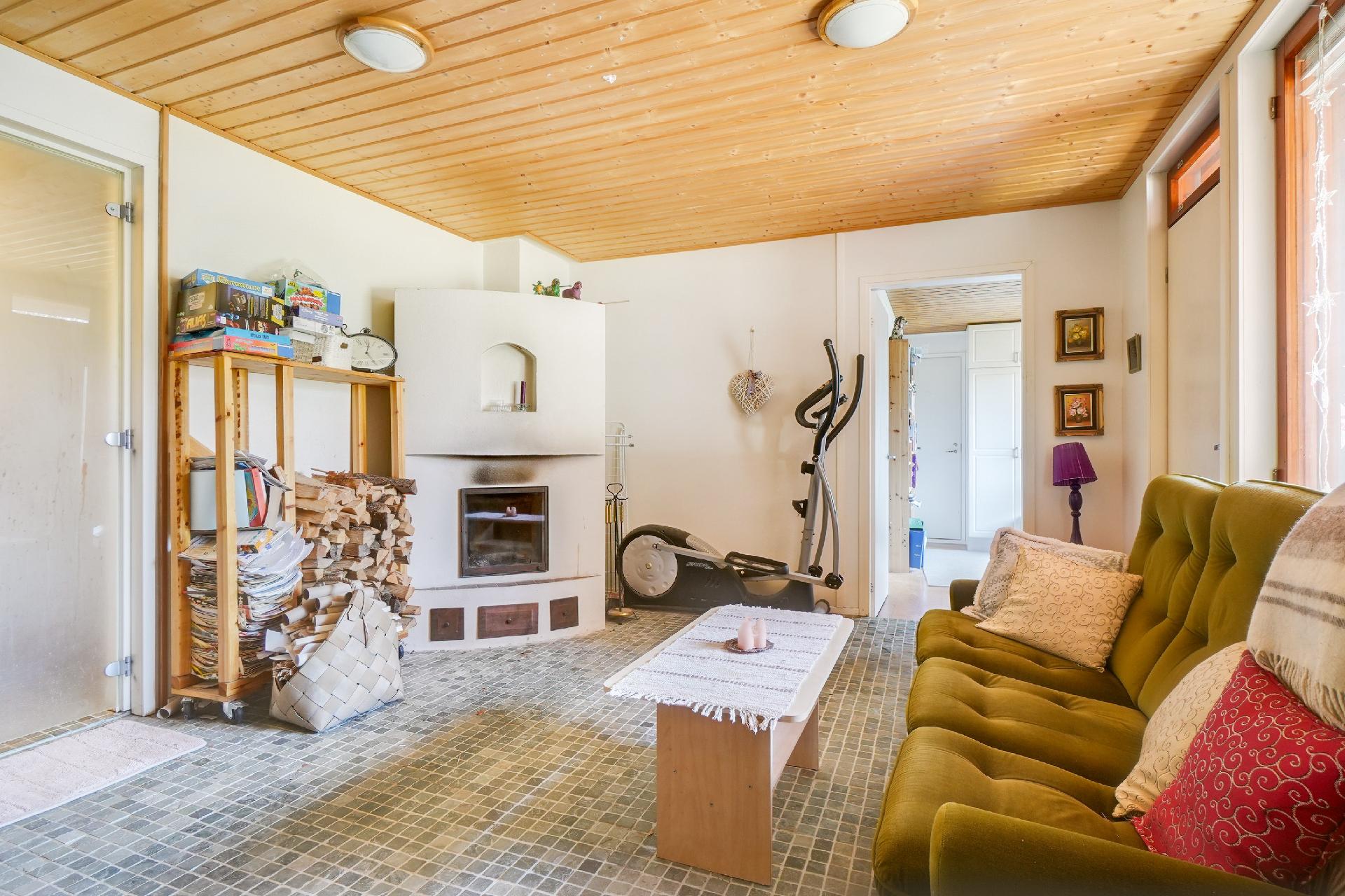 Paavolantie 15, Oitti, Hausjärvi