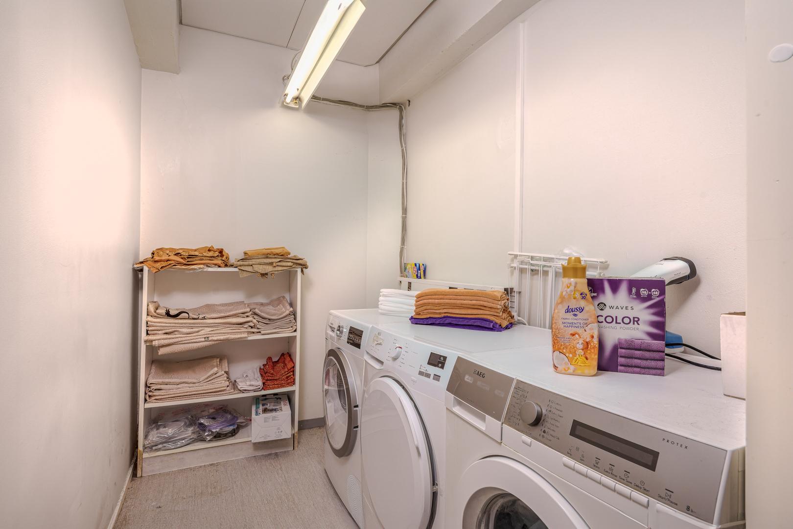 Tapiontori 3, Tapiola, Espoo