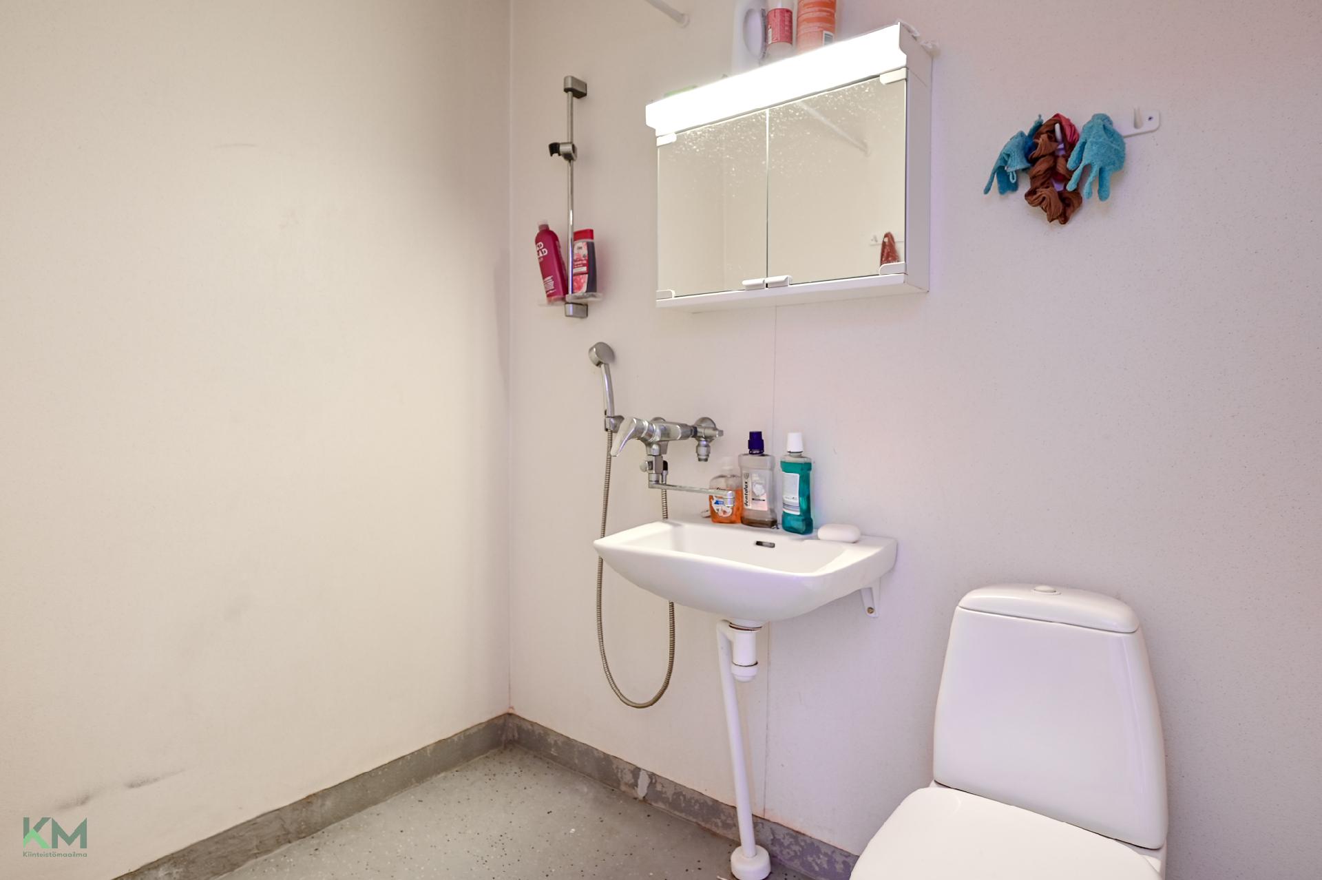 Ruiskukkatie 3, Rajakylä, Oulu