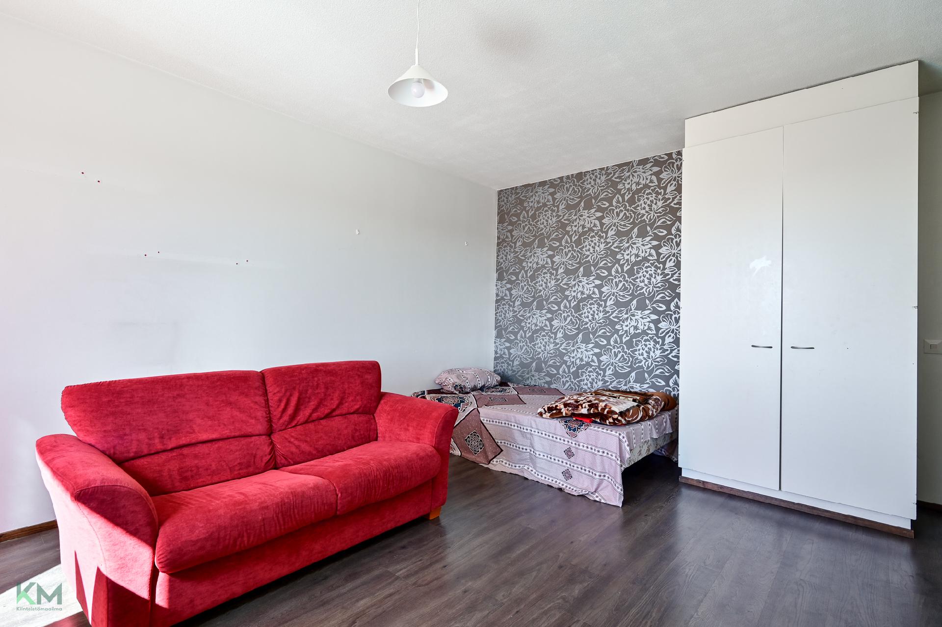 Ruiskukkatie 3, Rajakylä, Oulu