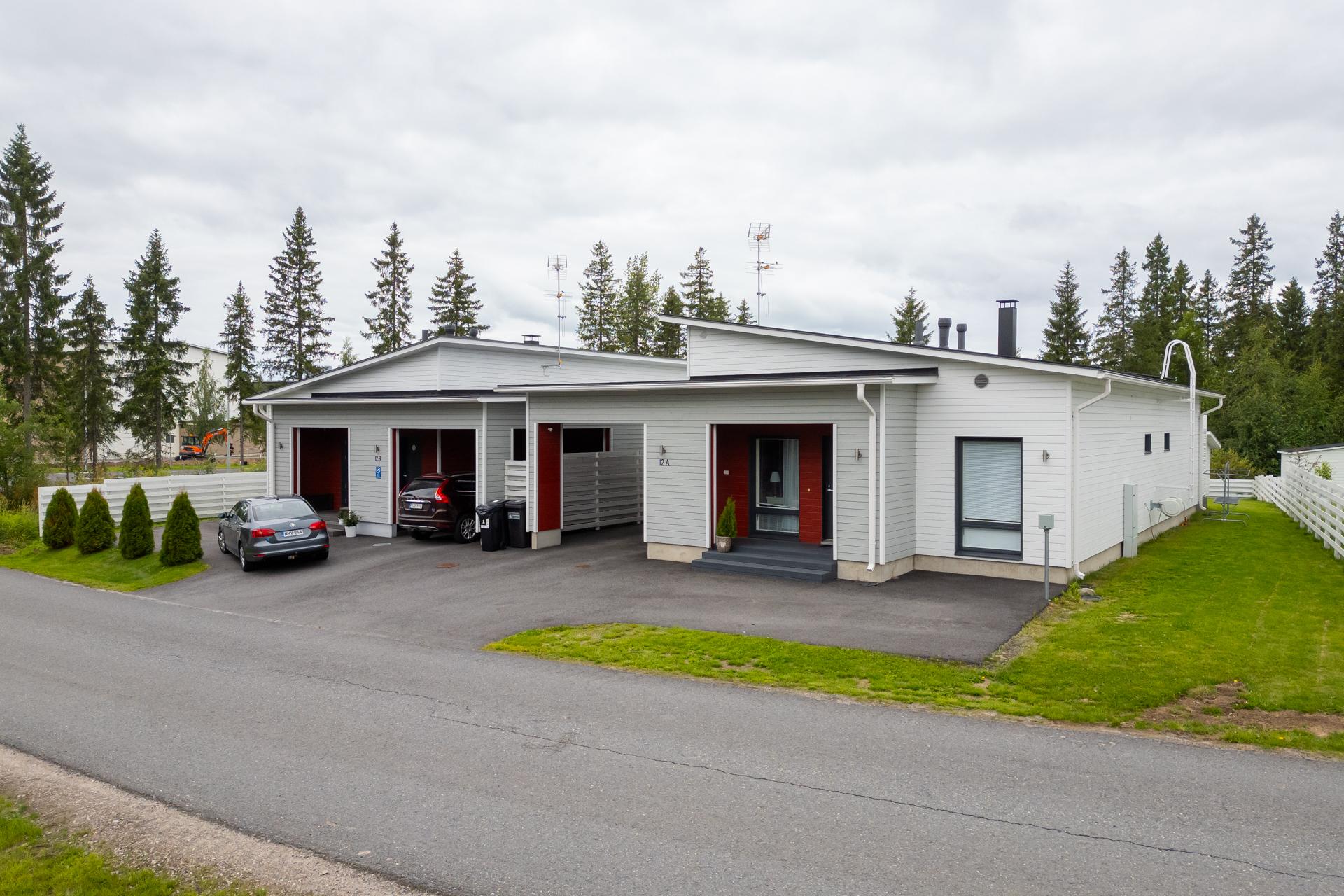 Tuhkimonkaarre 12, Linnakangas, Kempele