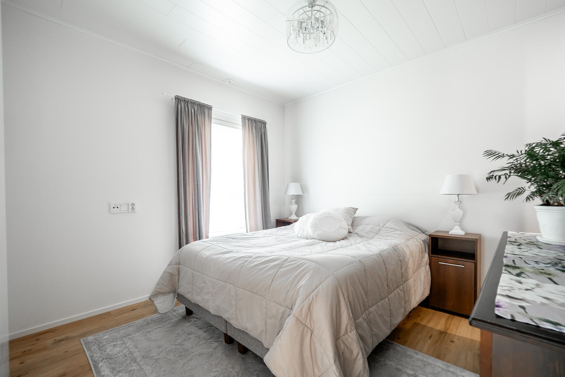 Mh1 olohuoneen vieressä