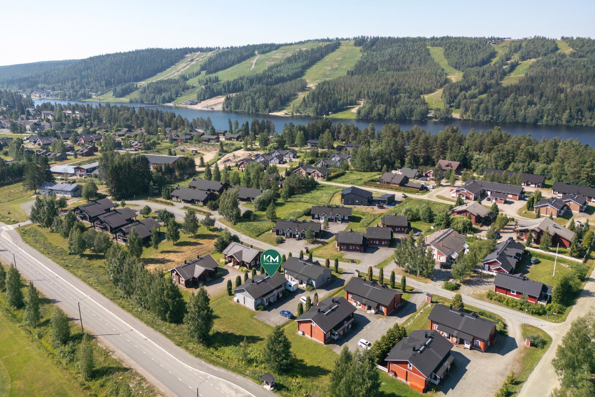Sijainti hyvä, palvelut lähellä