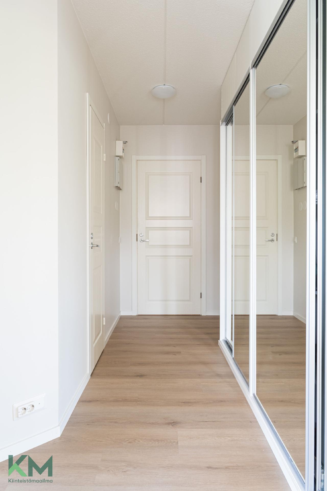 Mustamäenkatu 21, Laune, Lahti