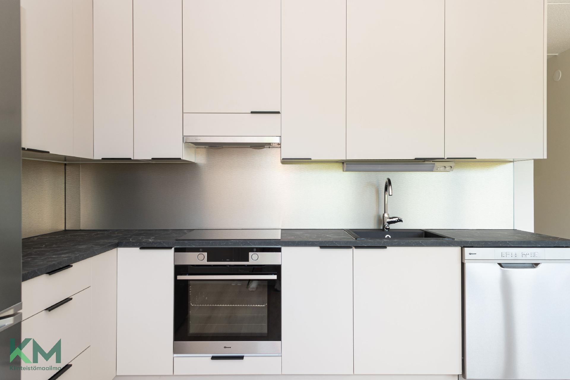 Mustamäenkatu 21, Laune, Lahti