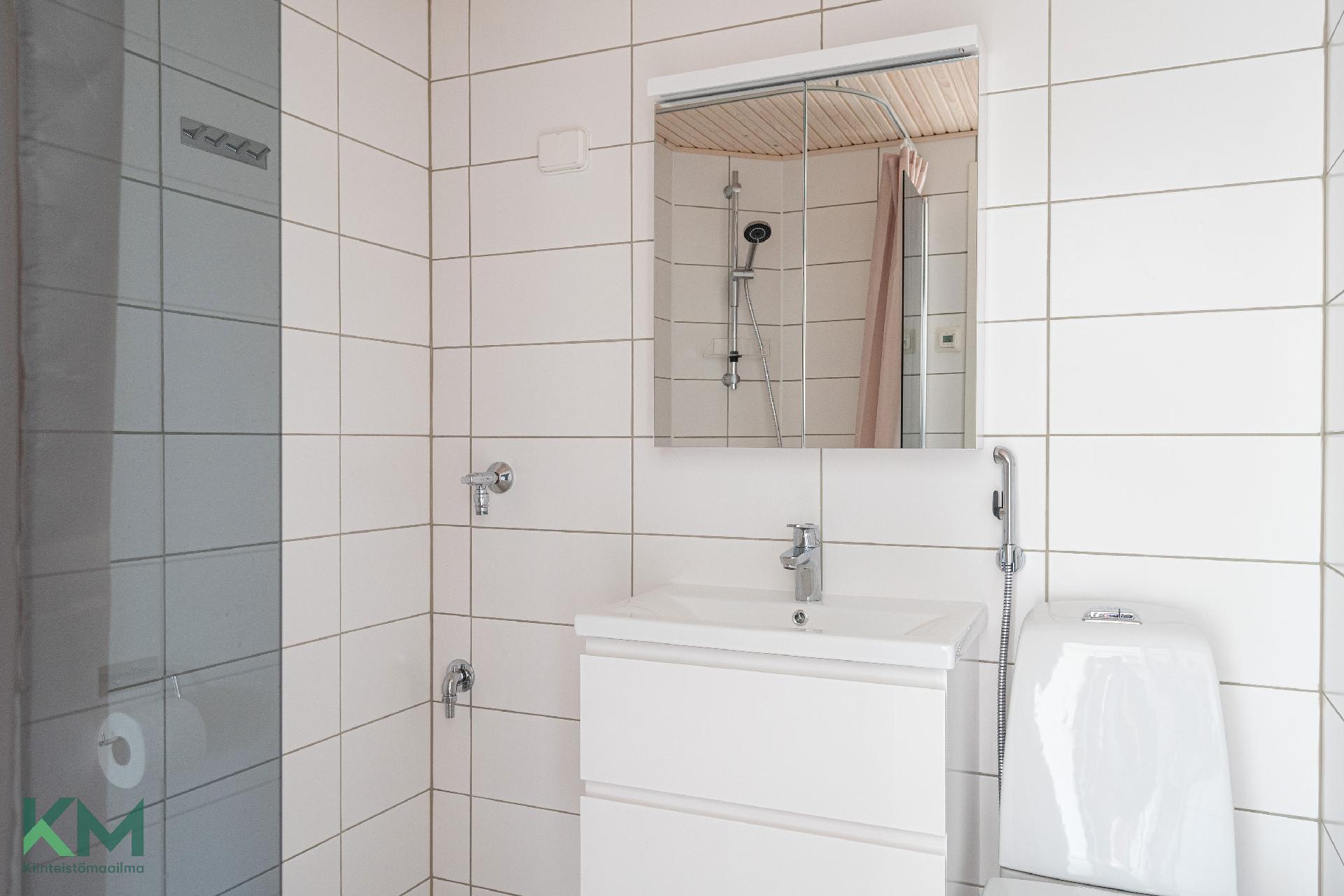 Mustamäenkatu 21, Laune, Lahti