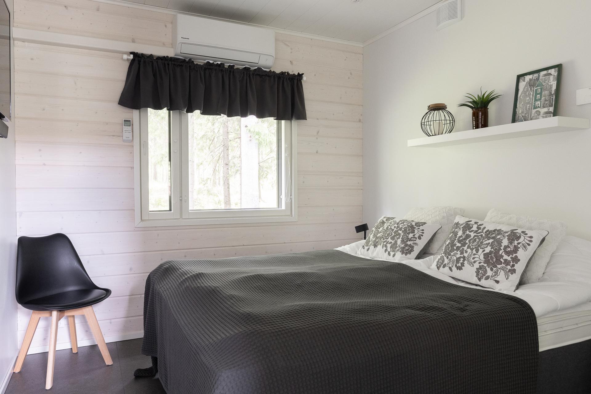 alakerran makuuhuone