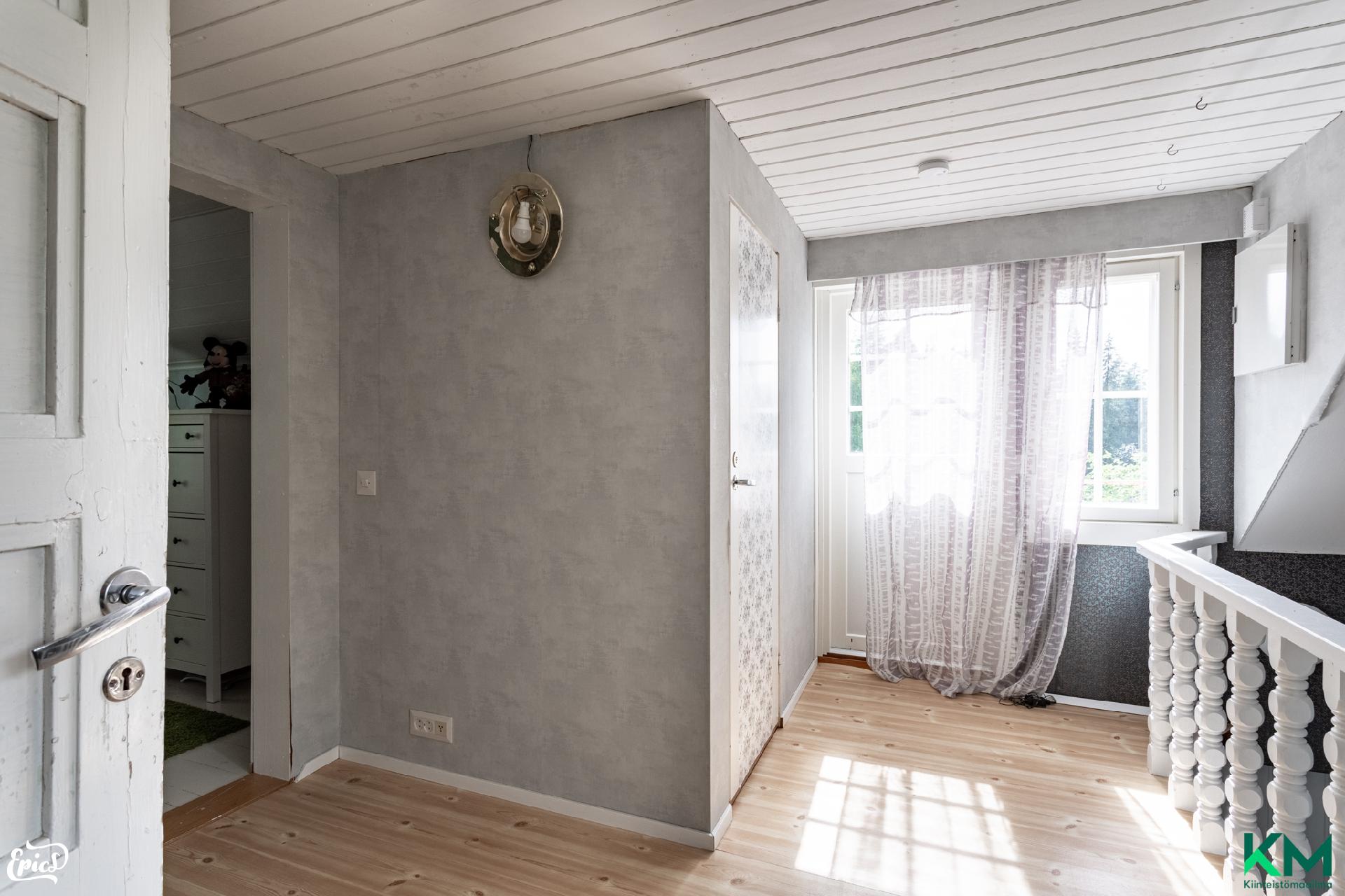 Nuutinristi 2, Kyröskoski, Hämeenkyrö