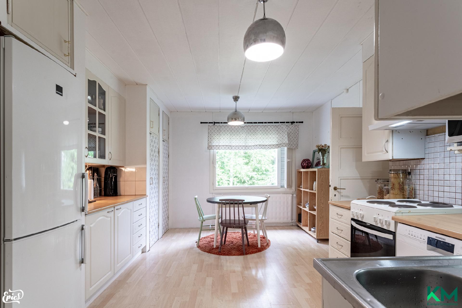 Nuutinristi 2, Kyröskoski, Hämeenkyrö