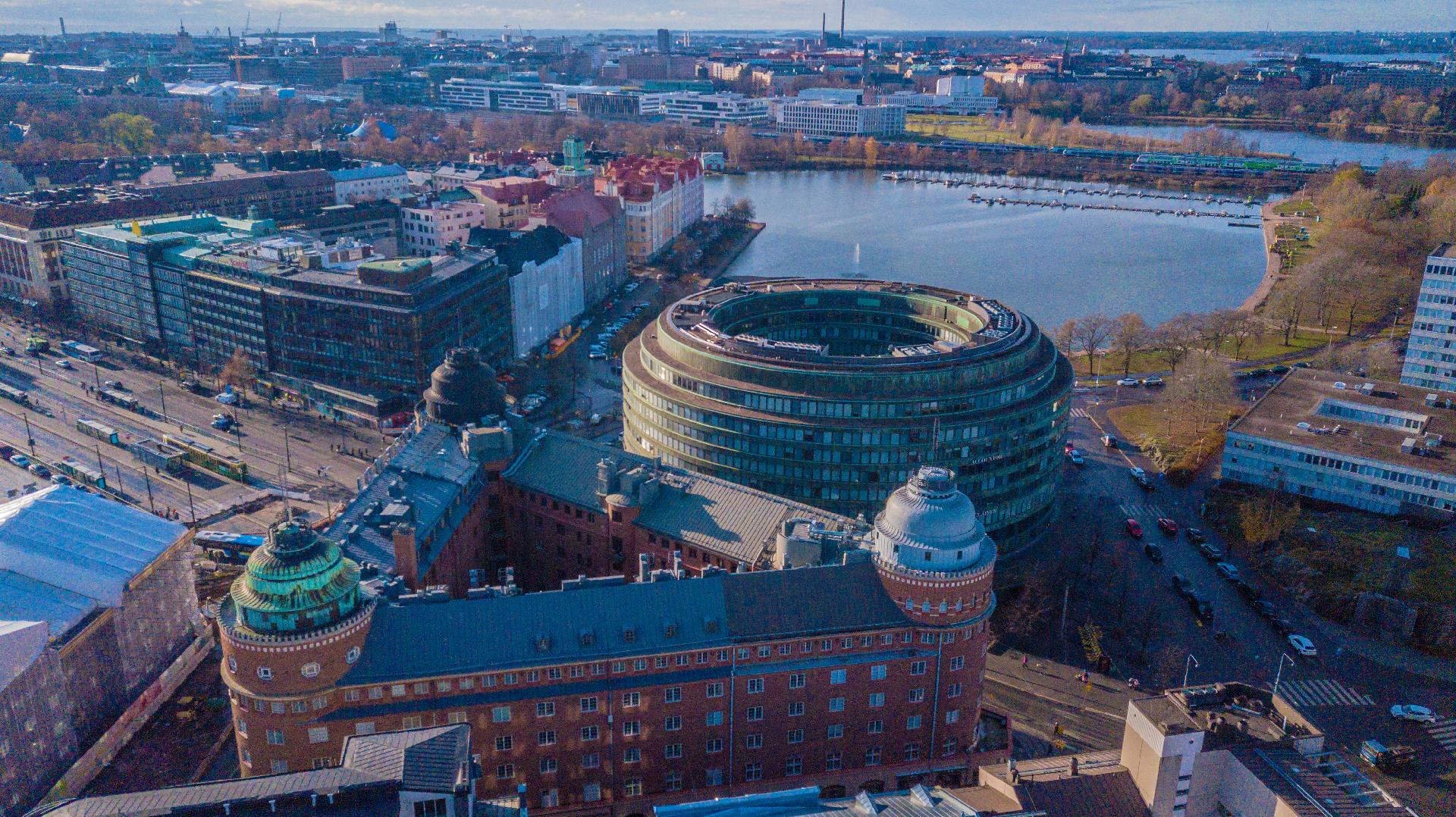 Ilmakuvaa naapurustosta