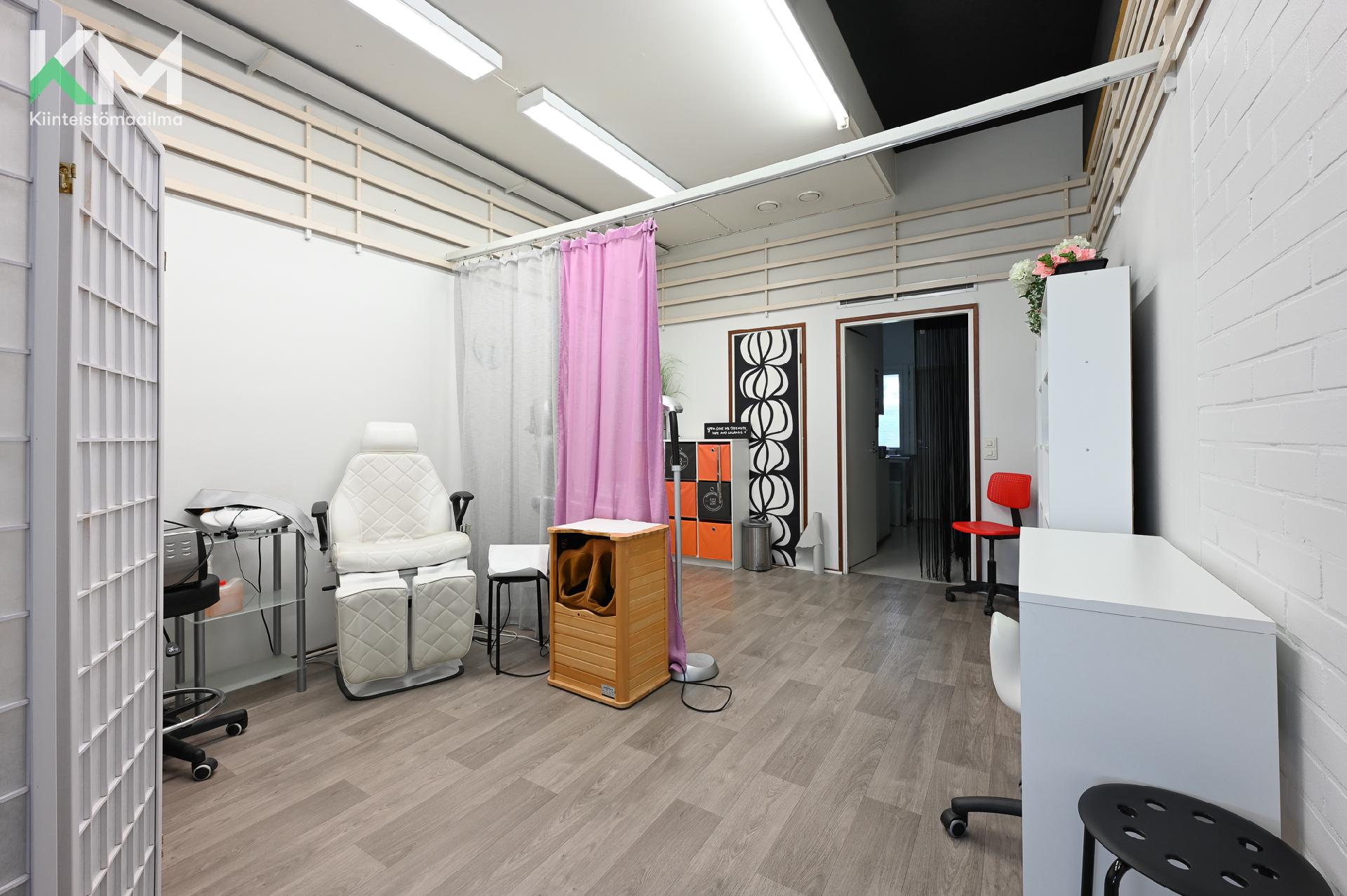 Keskuspuistikko 14, Keskusta, Kurikka