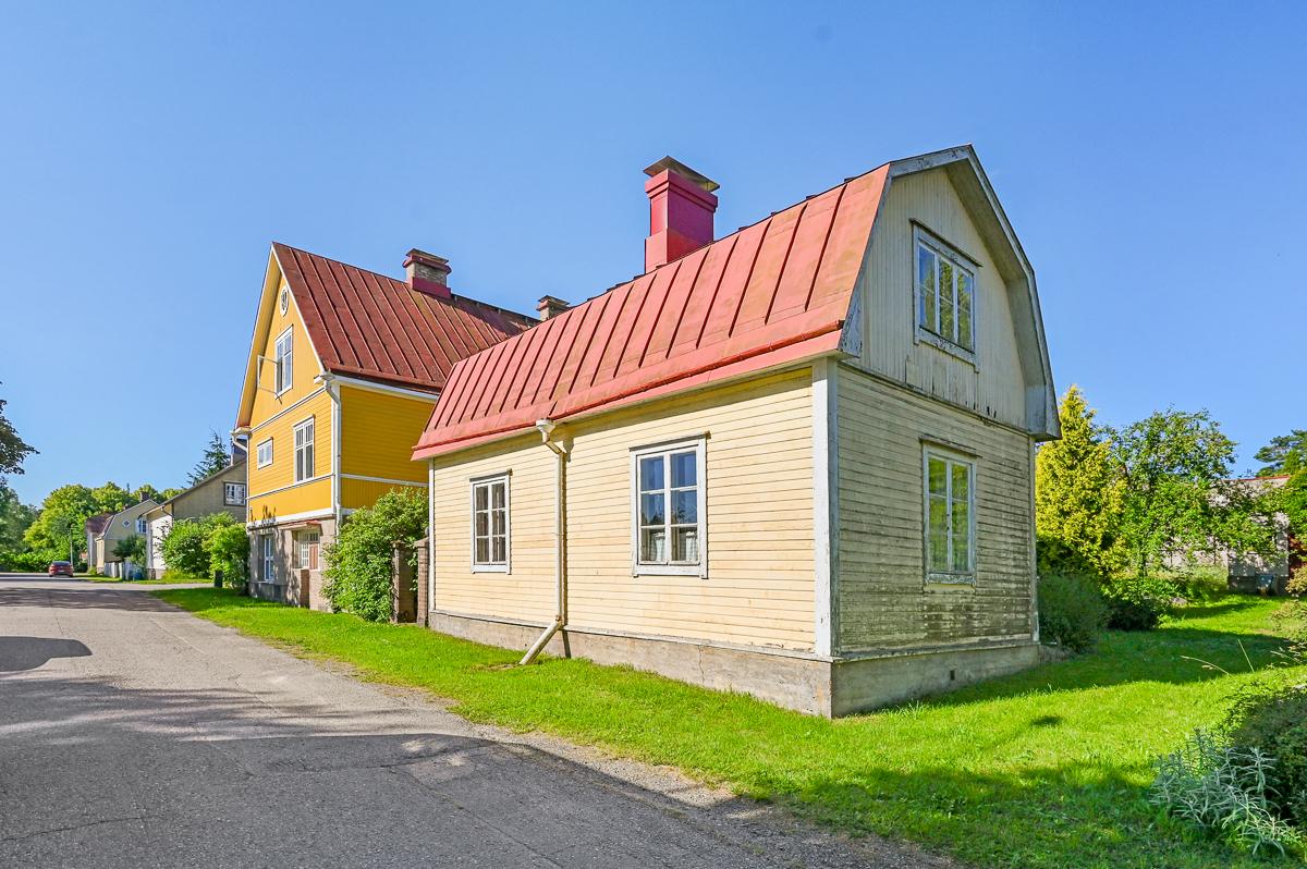 Muurarinkatu 10, Tammisaari, Raasepori