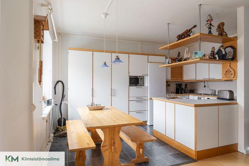 Rauhankatu 4, Kotkansaari, Kotka