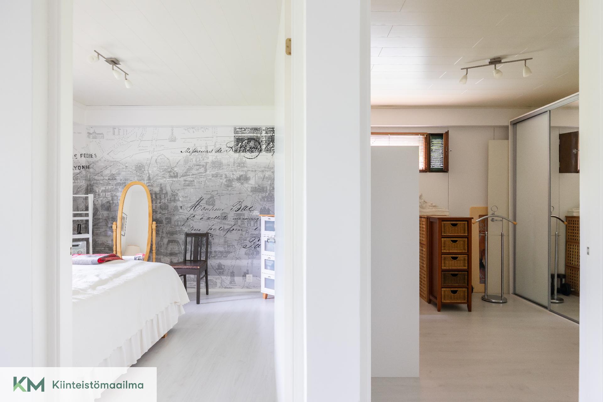 Karhulantie 64, Karhula, Kotka