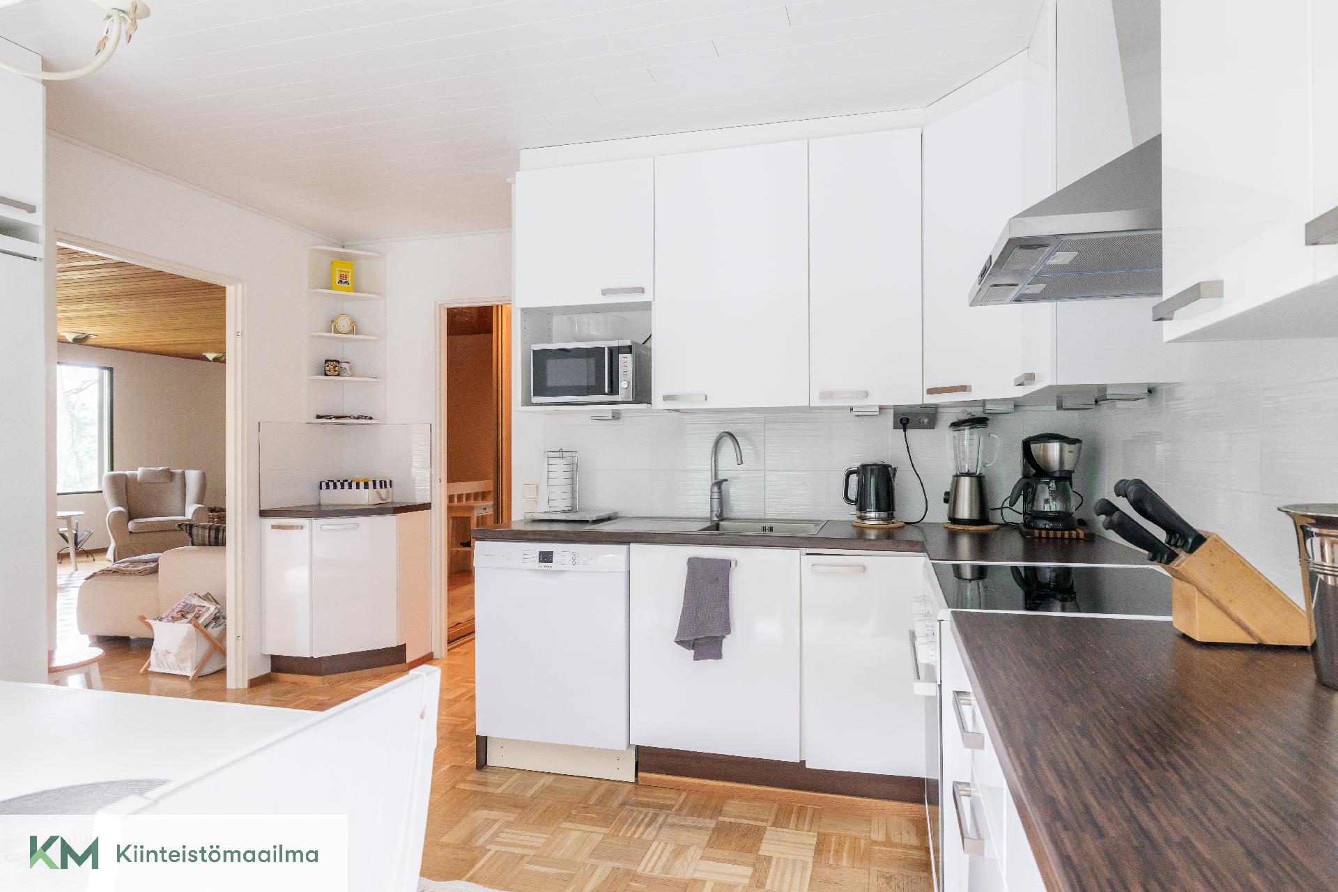 Karhulantie 64, Karhula, Kotka