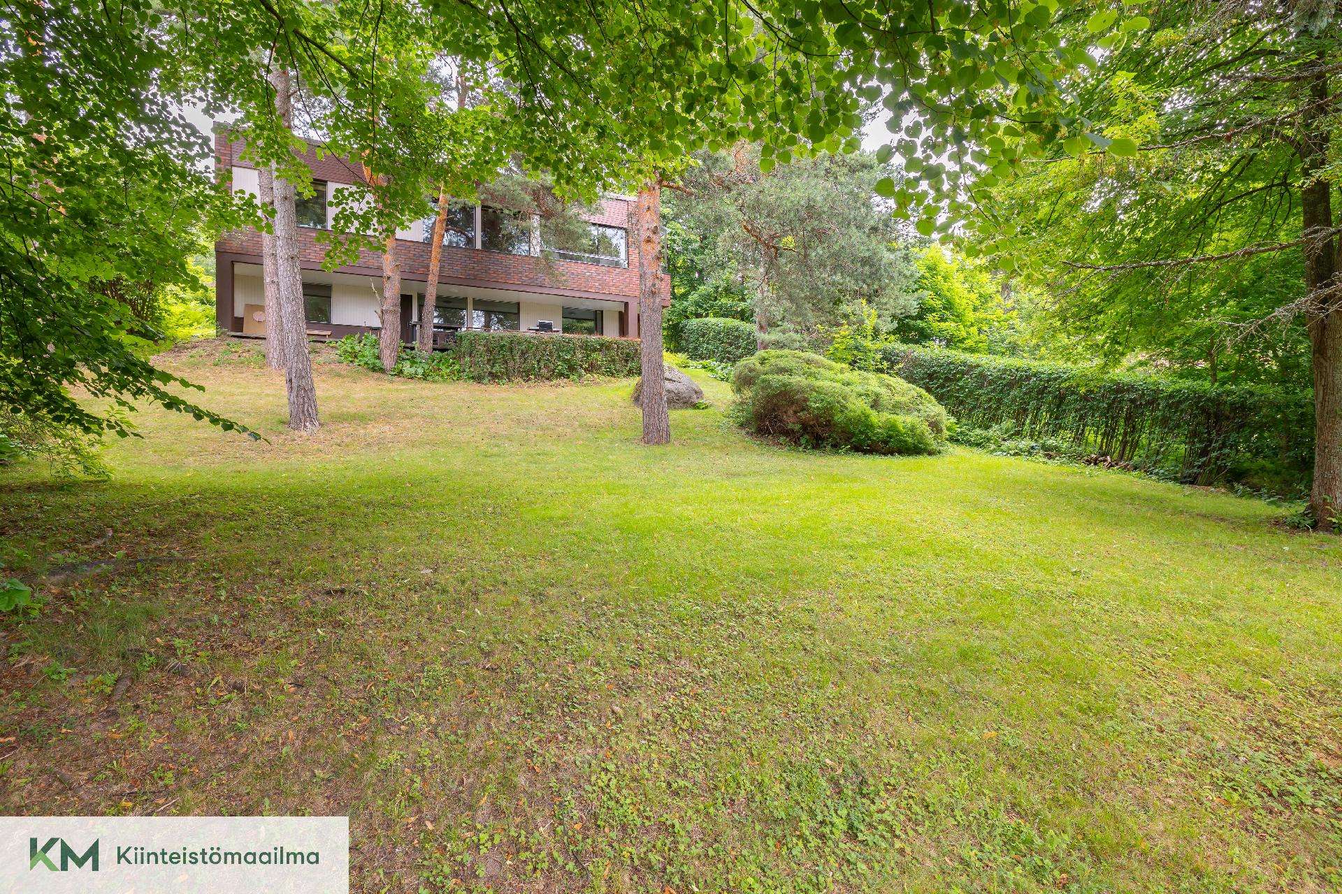 Karhulantie 64, Karhula, Kotka