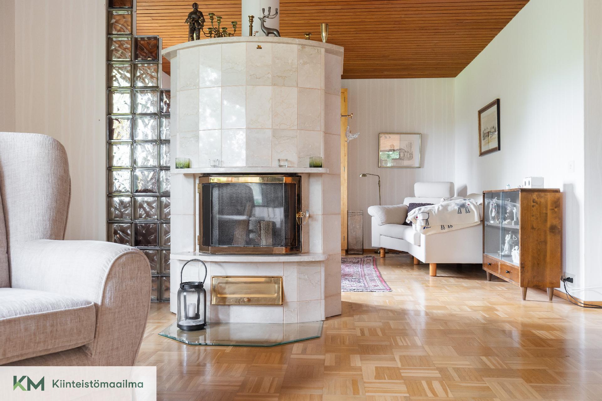 Karhulantie 64, Karhula, Kotka