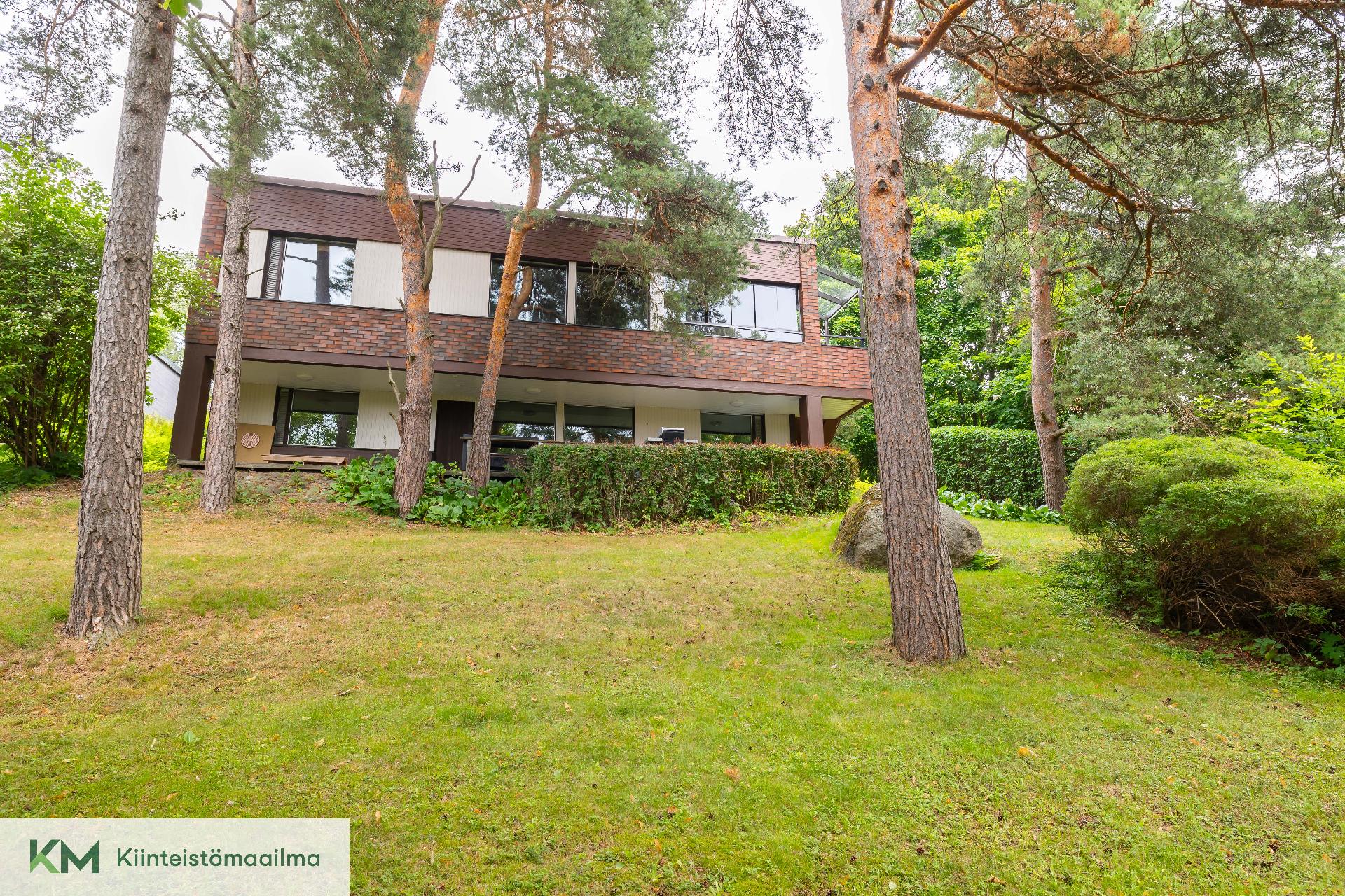 Karhulantie 64, Karhula, Kotka