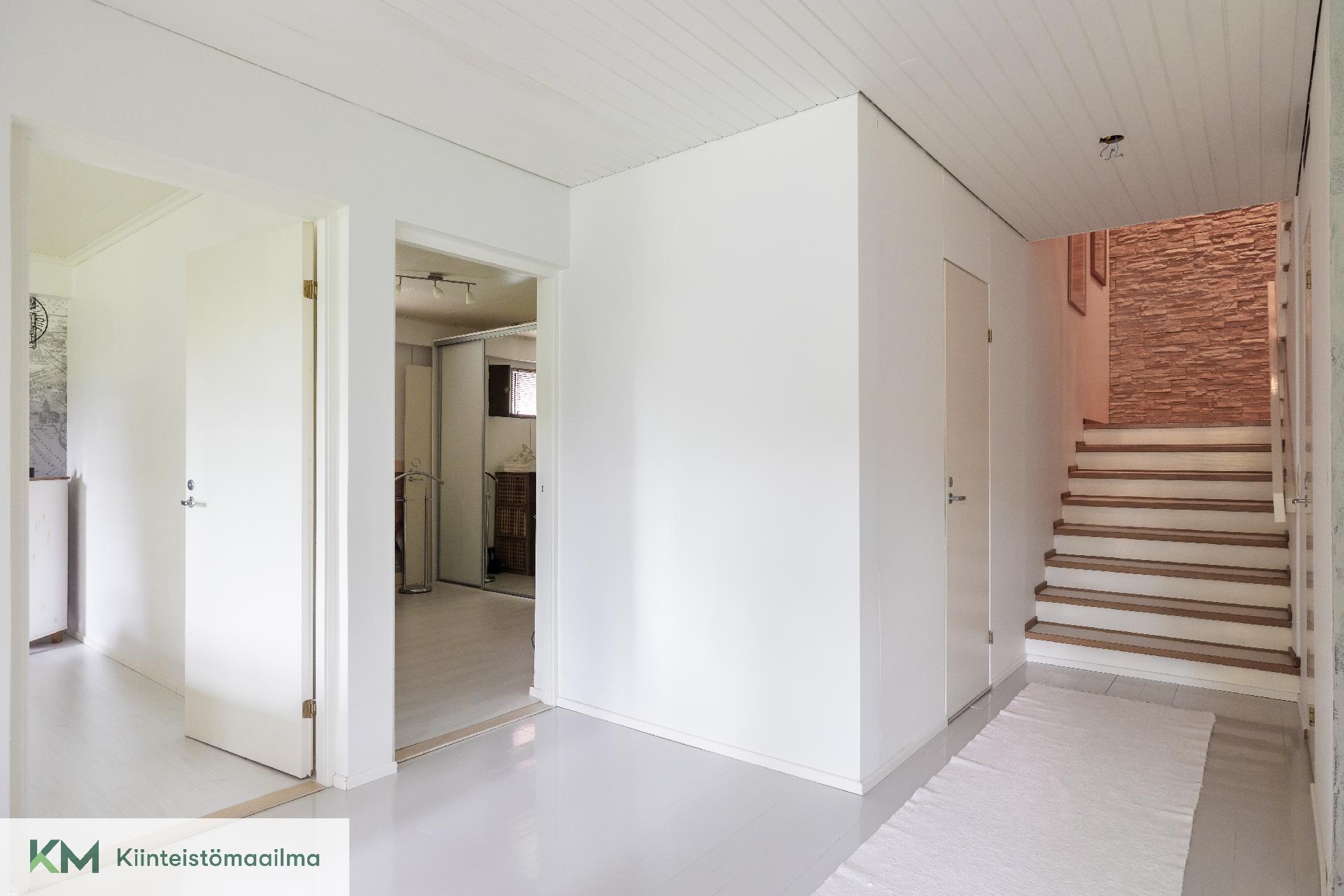 Karhulantie 64, Karhula, Kotka