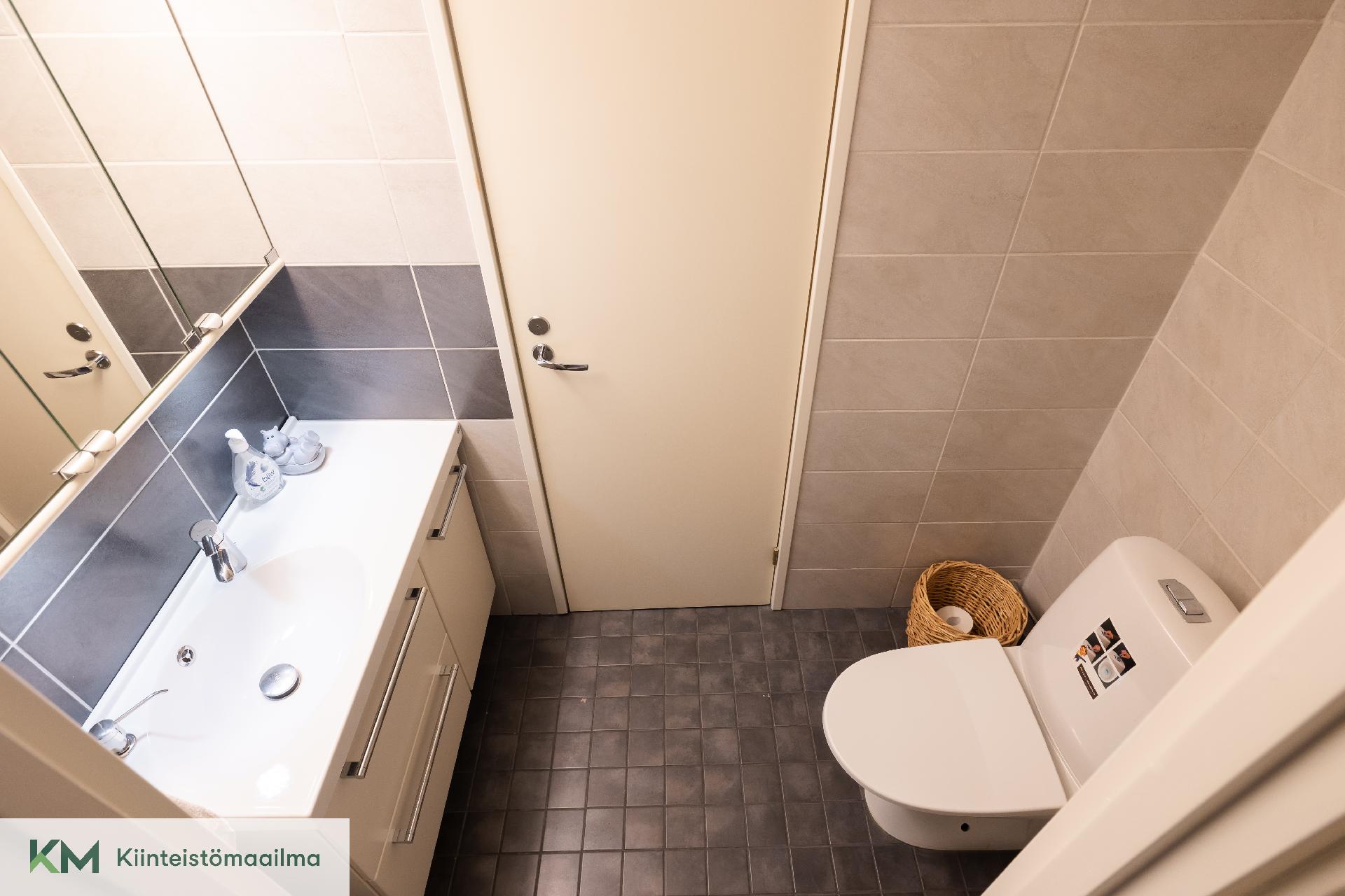 Karhulantie 64, Karhula, Kotka