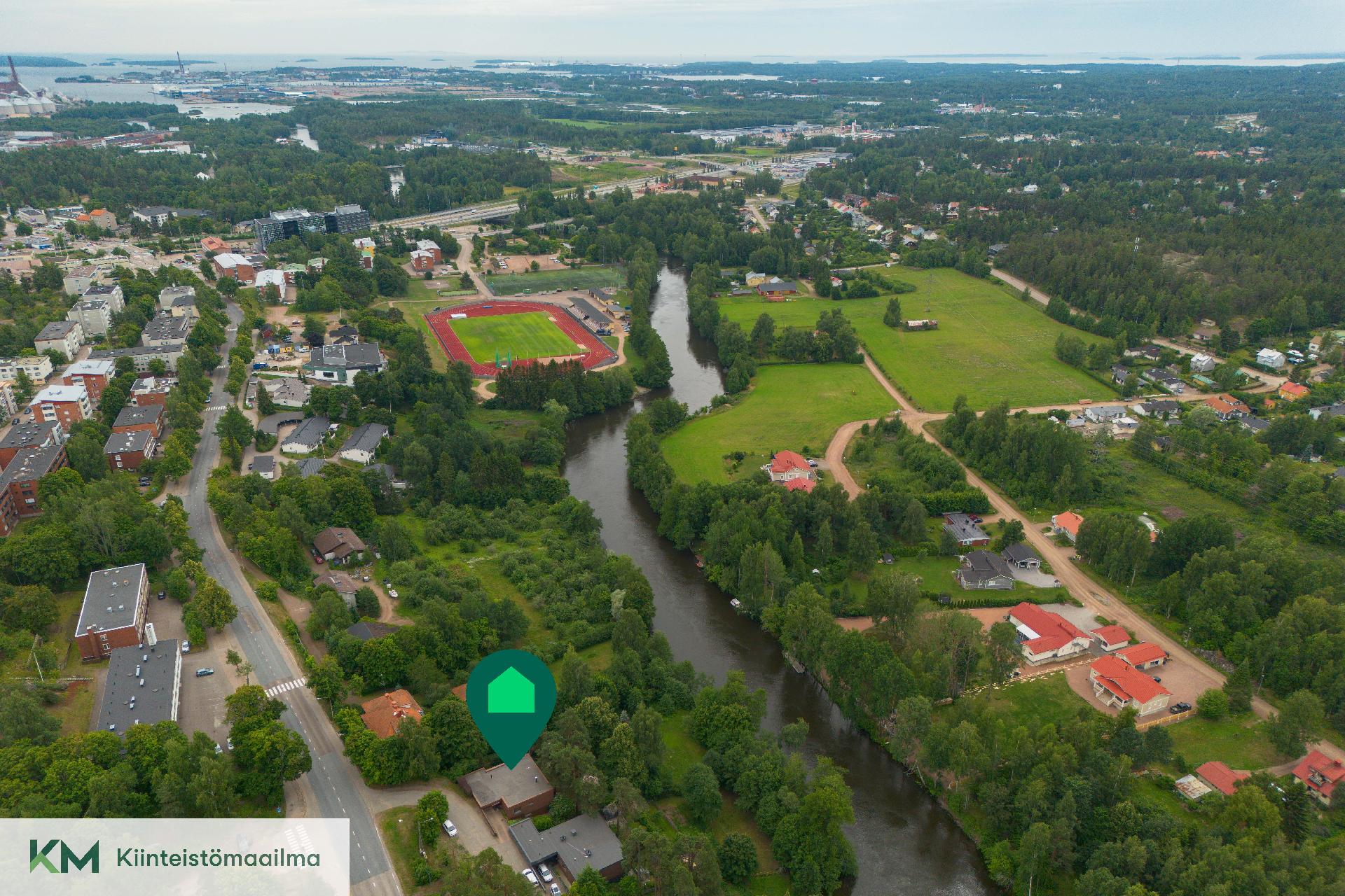 Karhulantie 64, Karhula, Kotka