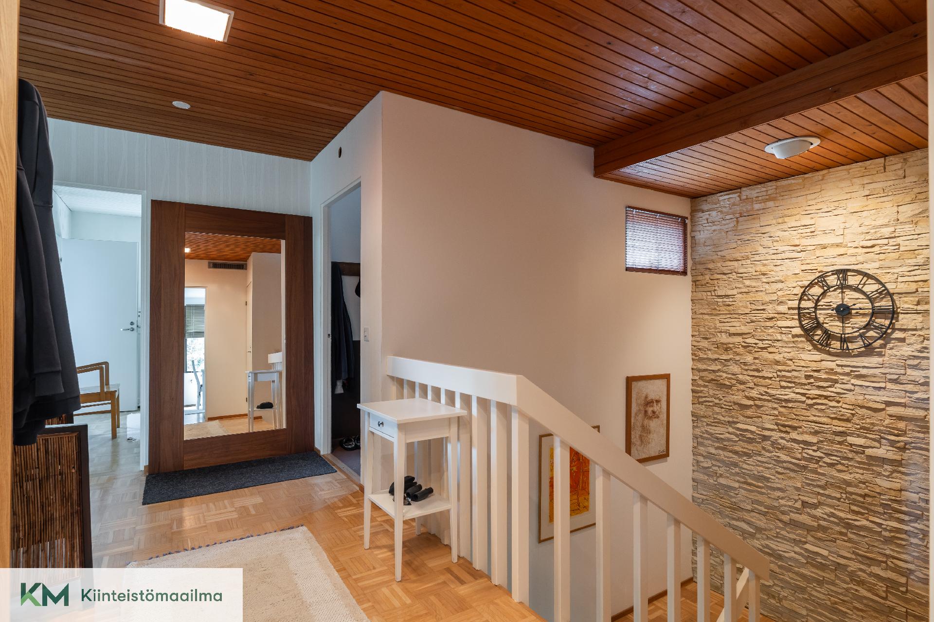 Karhulantie 64, Karhula, Kotka