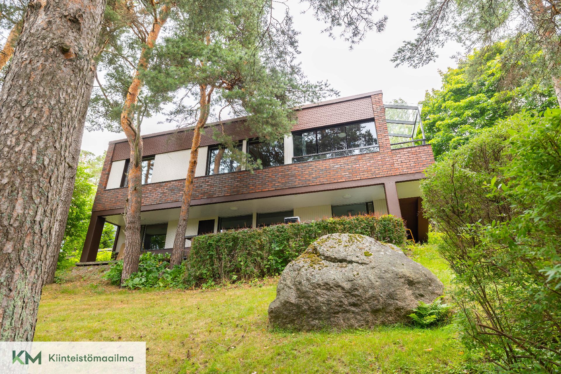 Karhulantie 64, Karhula, Kotka