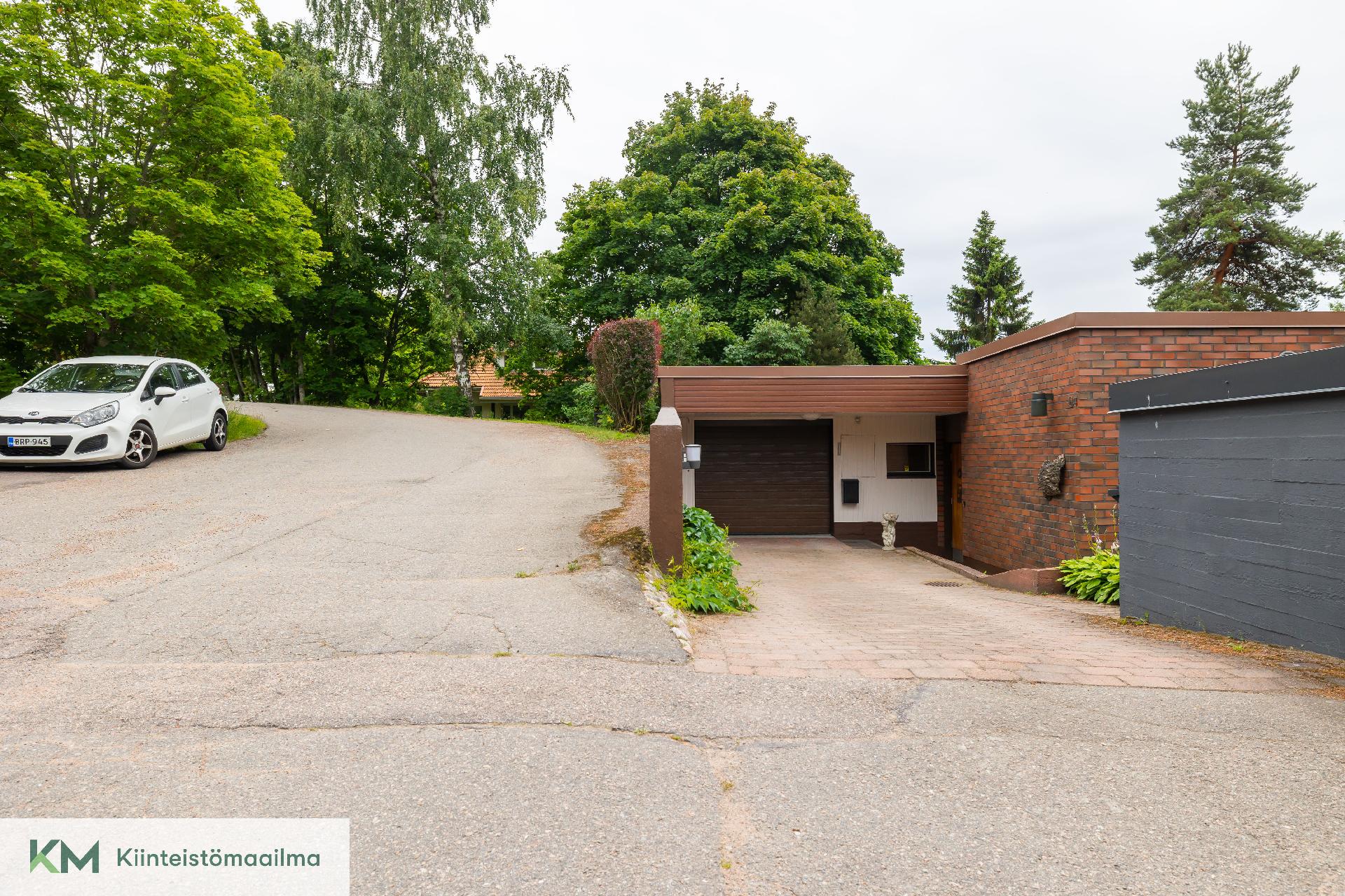 Karhulantie 64, Karhula, Kotka