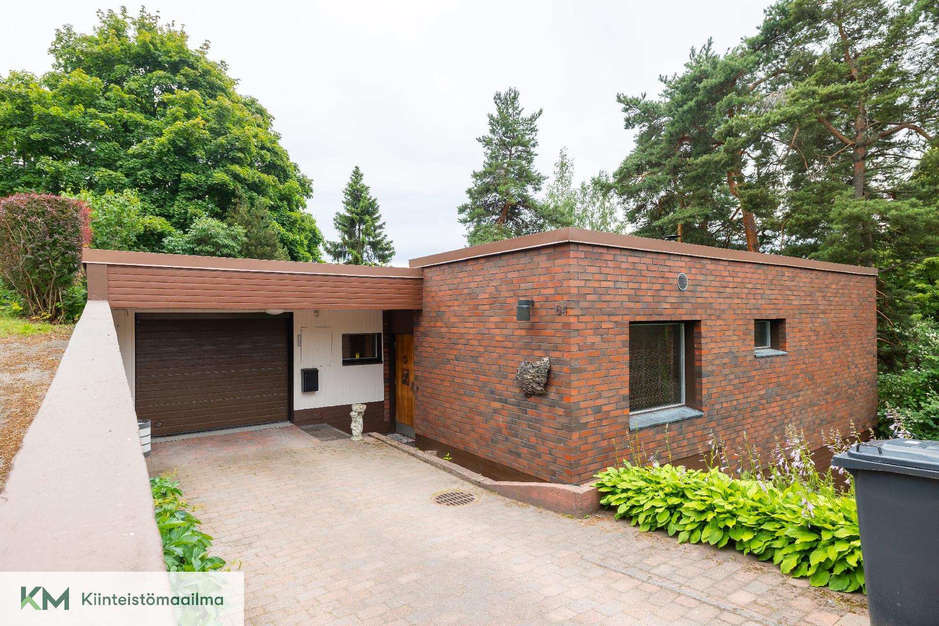 Karhulantie 64, Karhula, Kotka