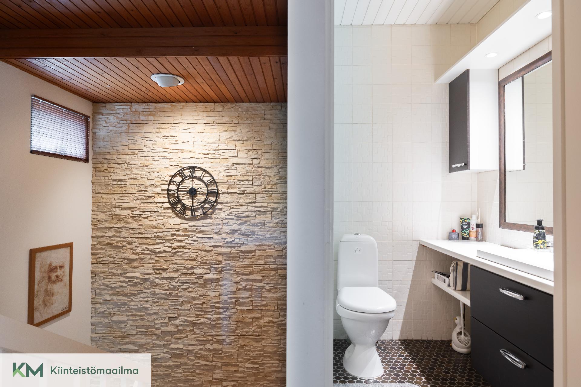 Karhulantie 64, Karhula, Kotka