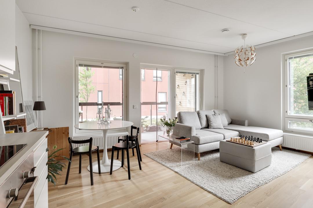 Leinelänkaari 21, Leinelä, Vantaa