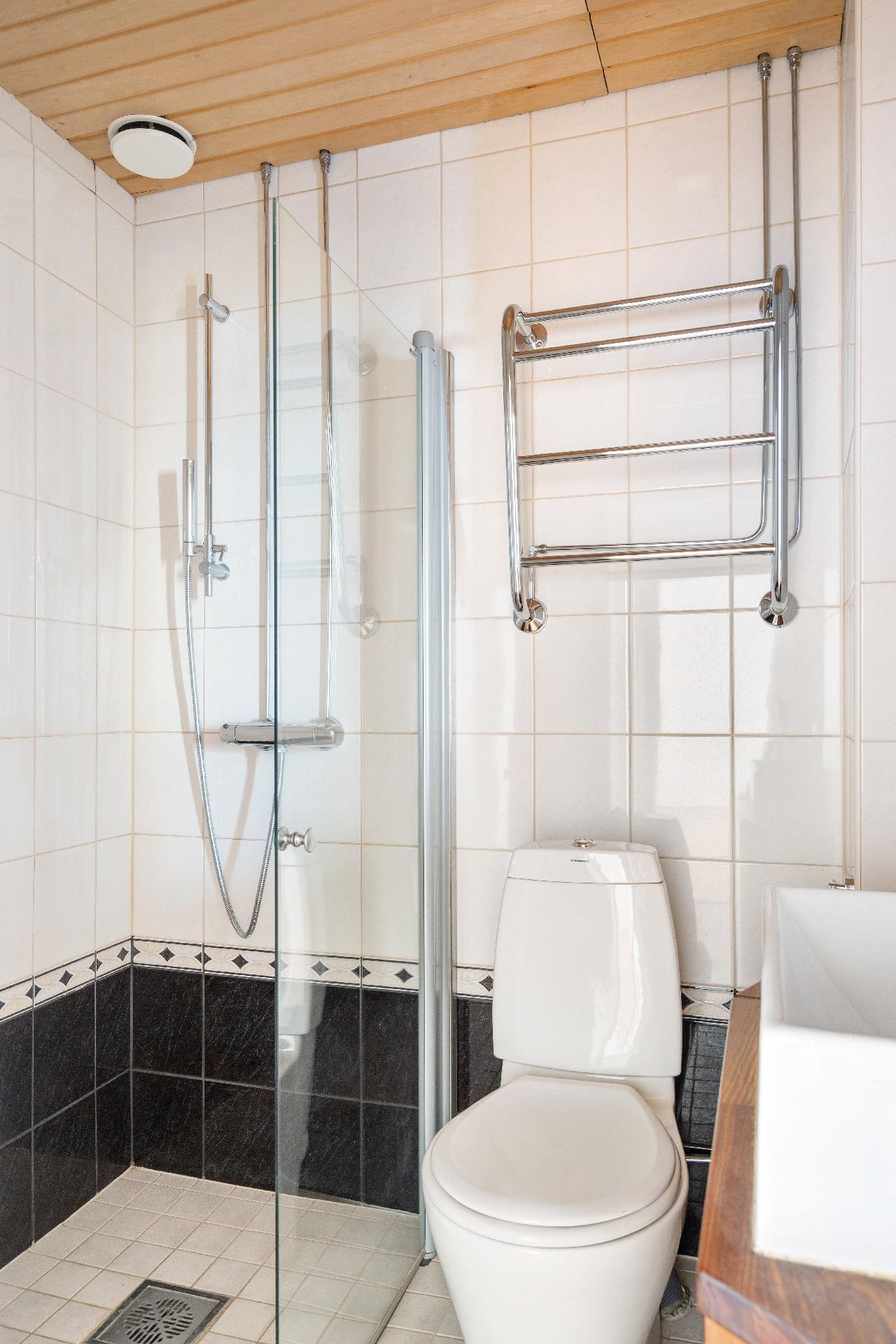 Luotsikatu 5, Katajanokka, Helsinki