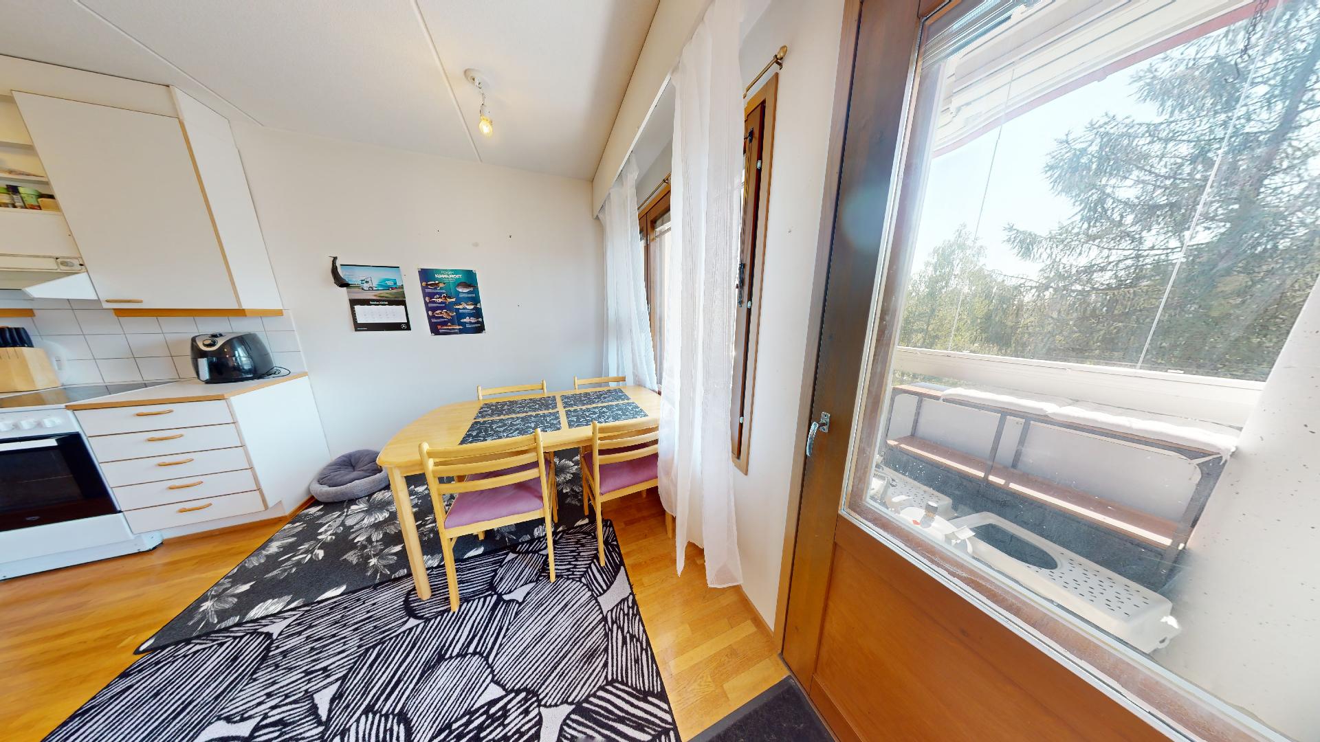 Ruokailutila, parveke